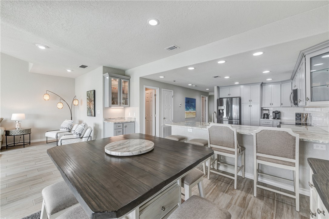 309 Piper Blvd 104