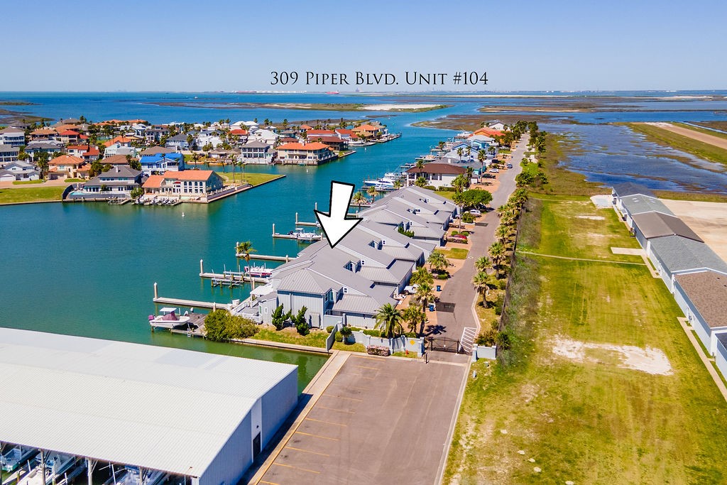 309 Piper Blvd 104