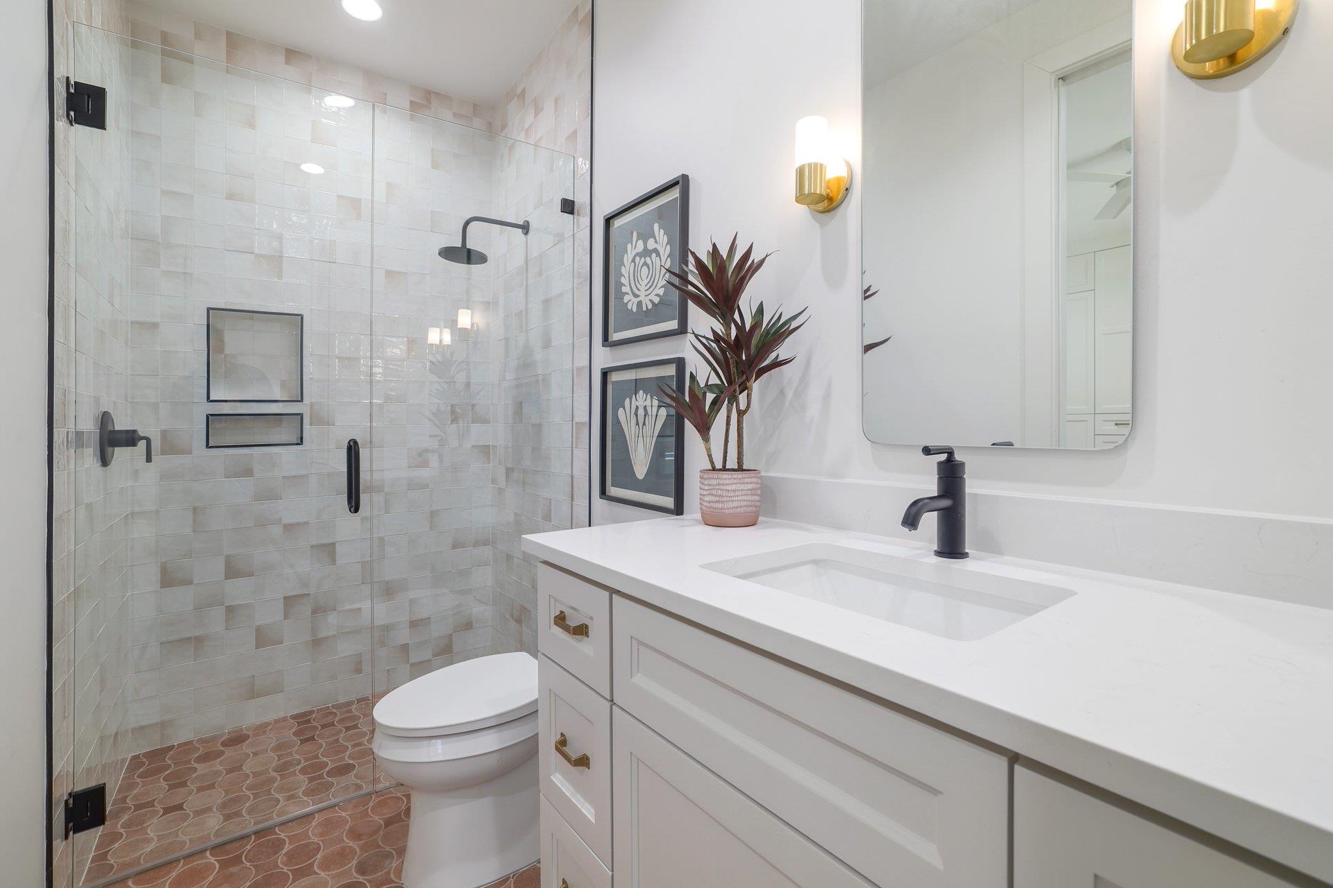 2411 McCall RD