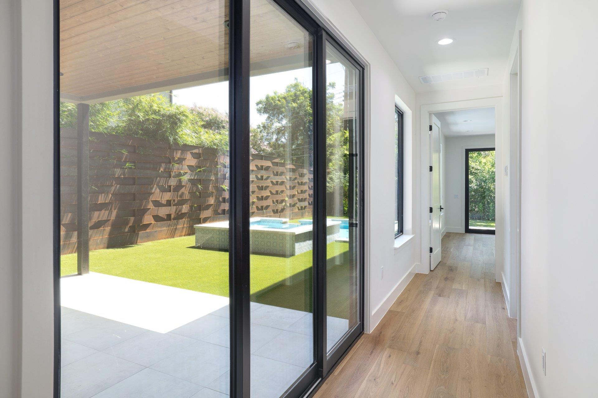 2411 McCall RD