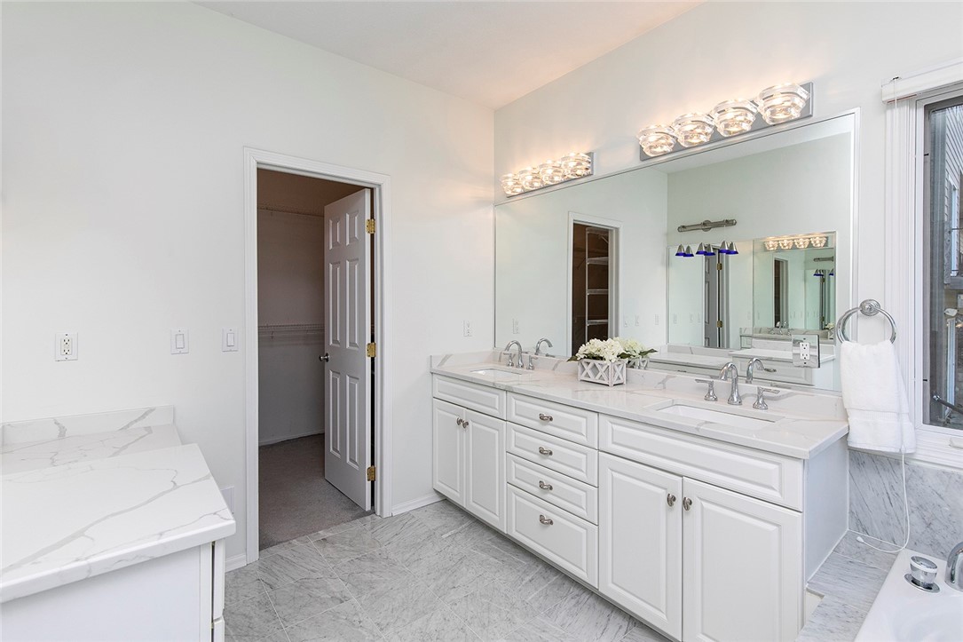 4907 Valley View Lane