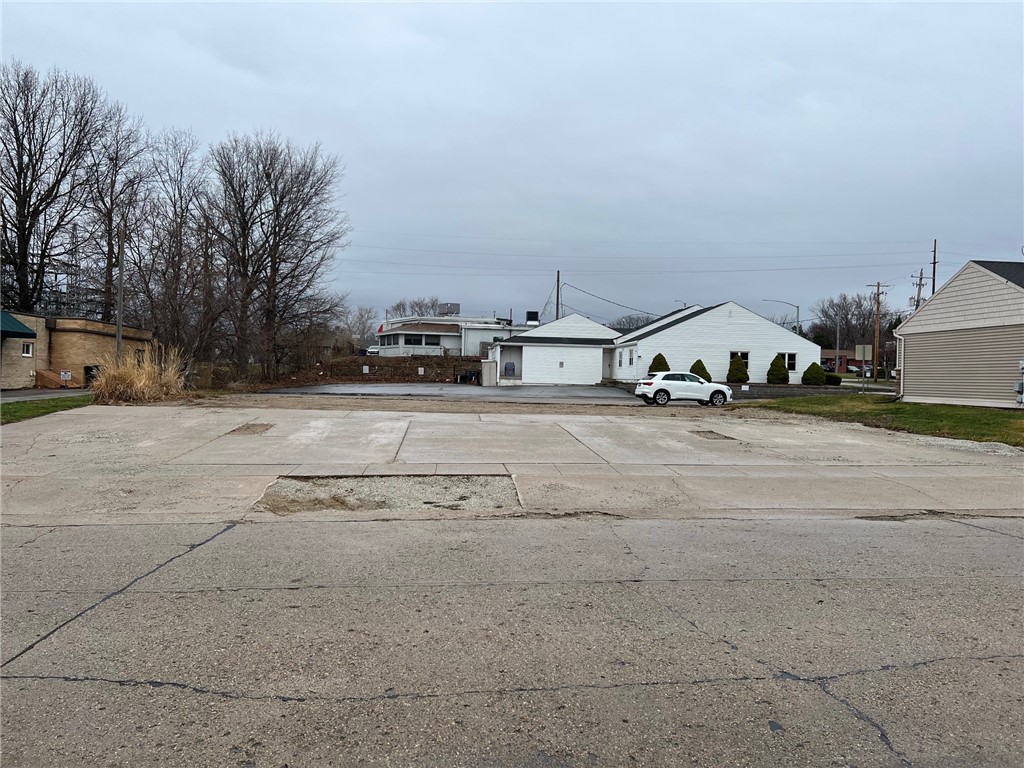 7503 Dennis Drive