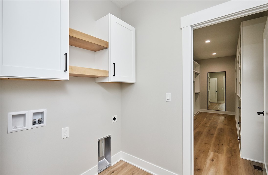 17306 Springbrook Trail