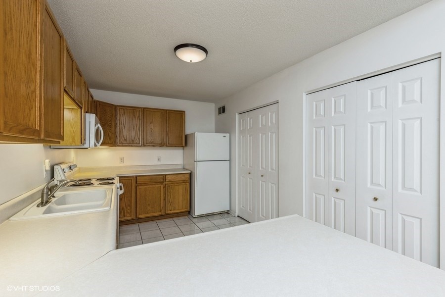 495 S 51st Street 7