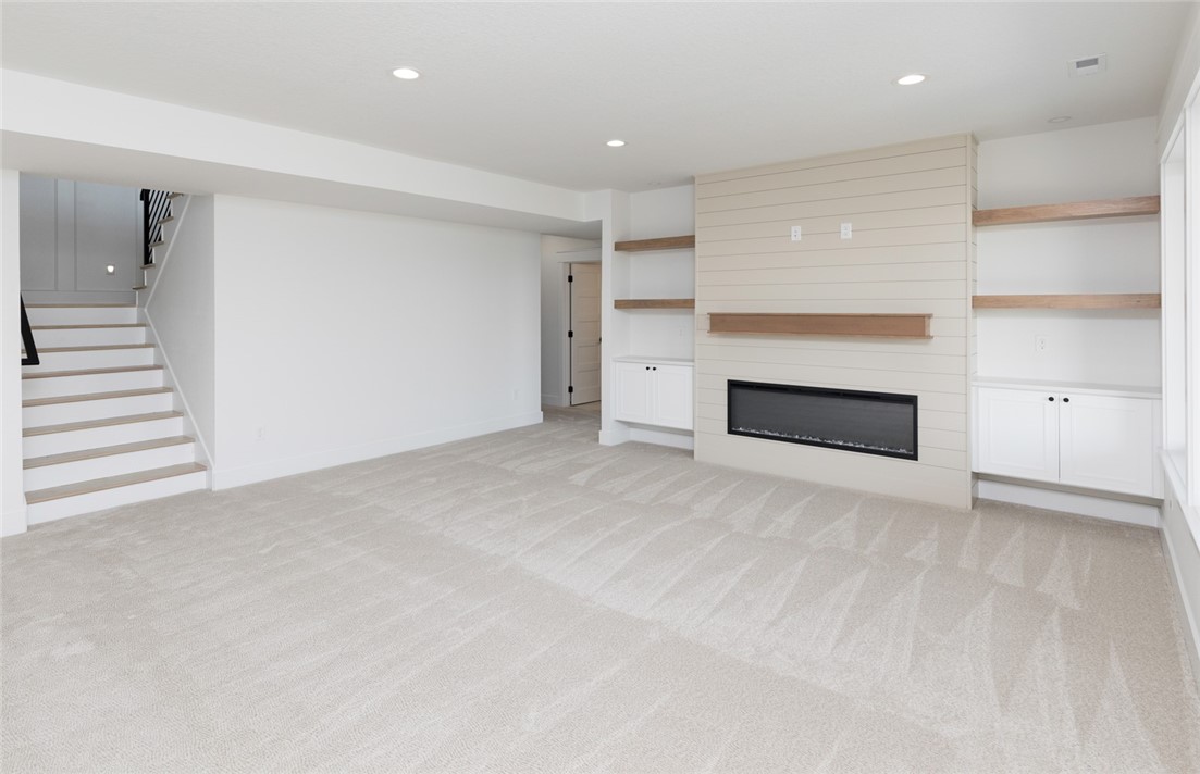 17406 Springbrook Trail