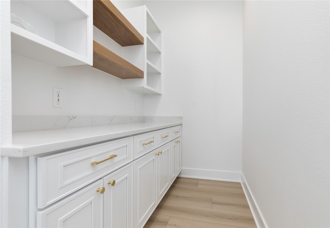 17406 Springbrook Trail