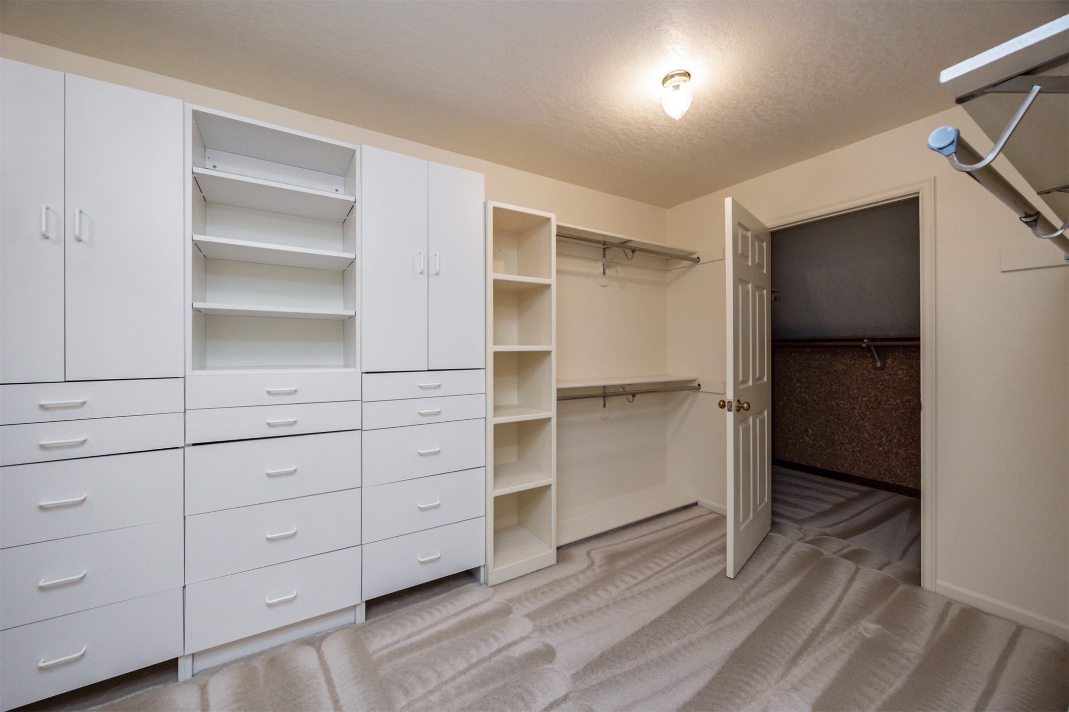 13202 Pineview Drive