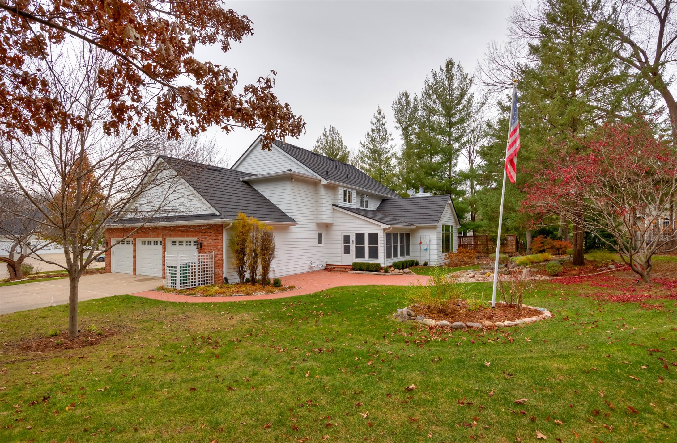 13202 Pineview Drive
