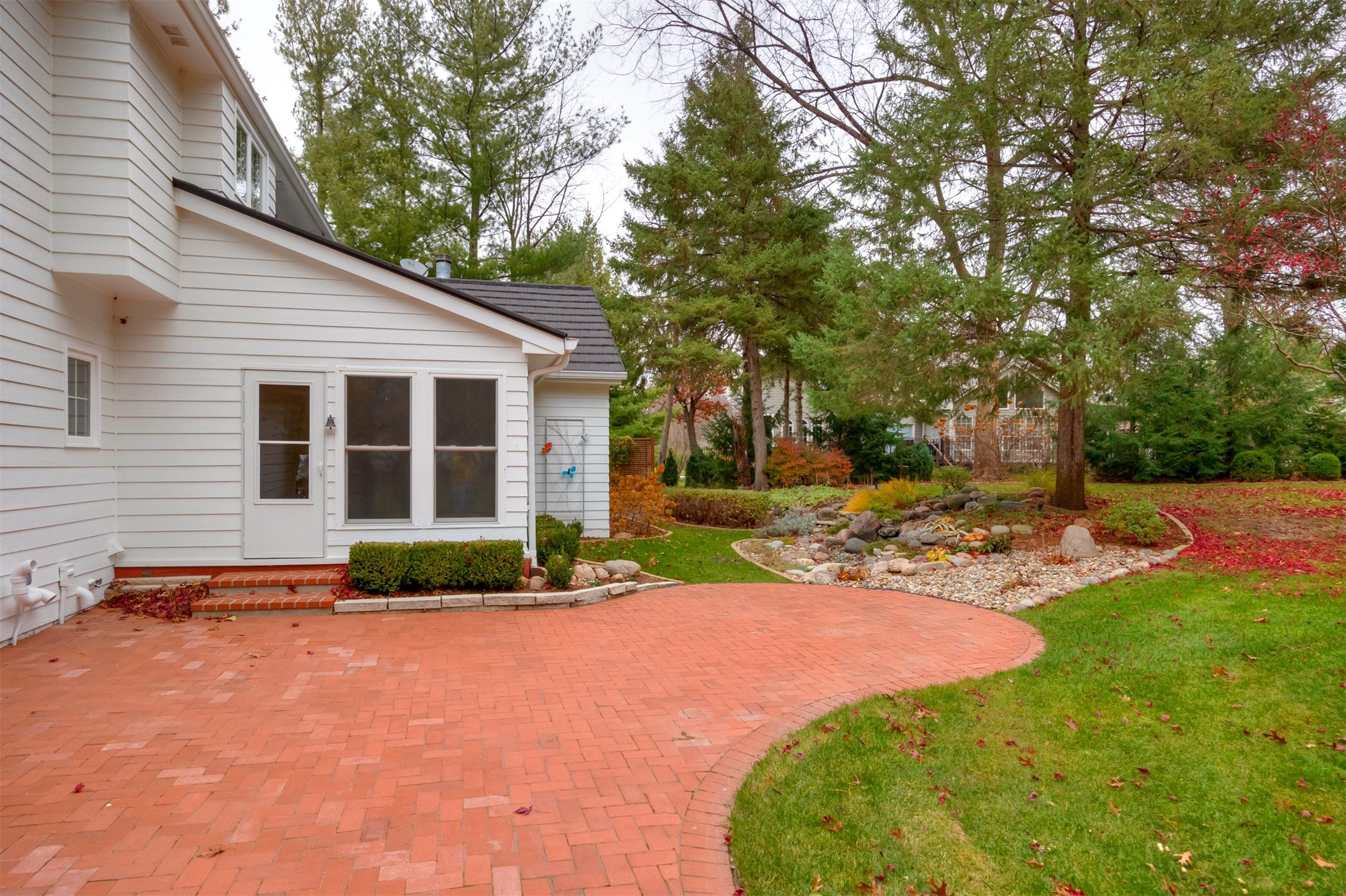 13202 Pineview Drive
