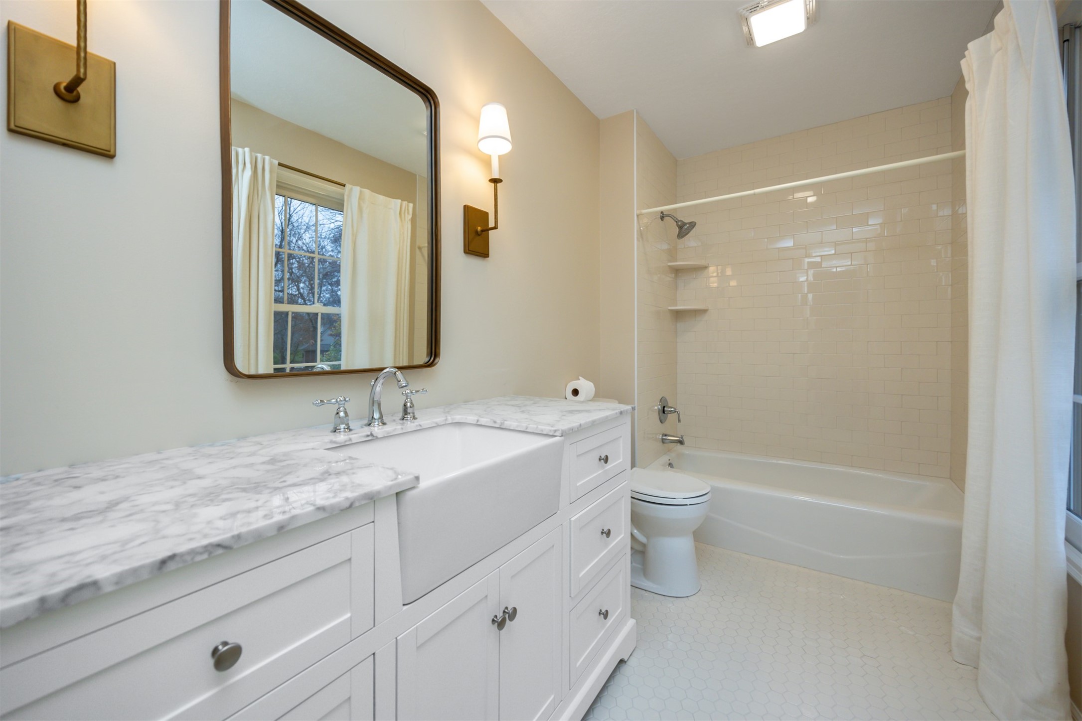 13202 Pineview Drive
