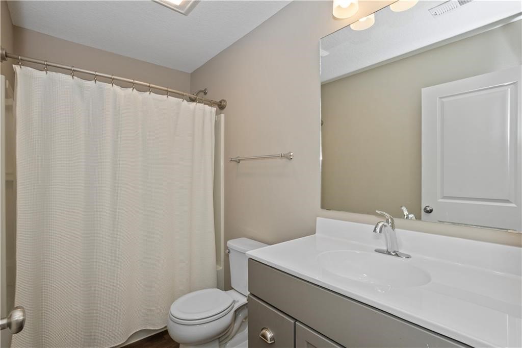 402 SW Prairie Trail Parkway