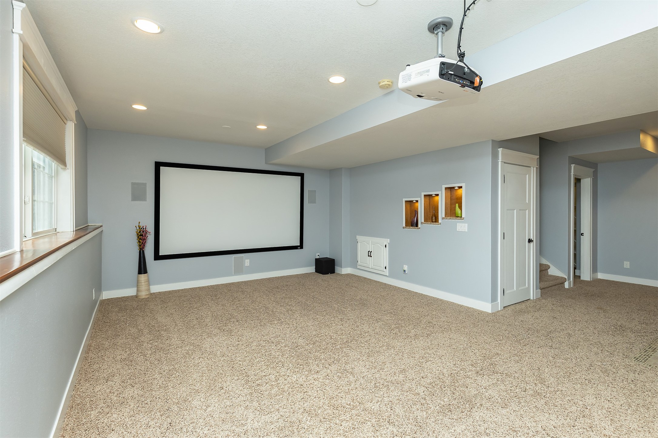 835 SE Bell Court