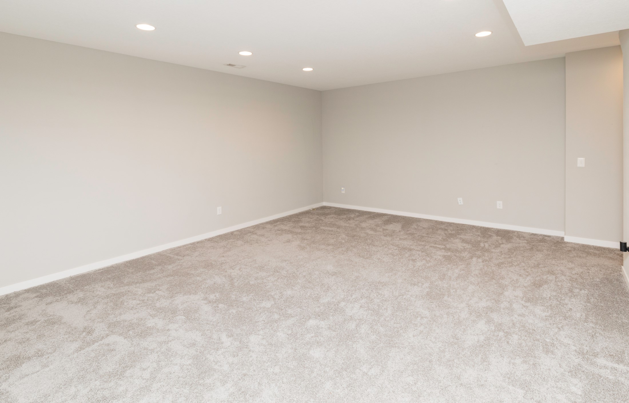 2704 NW 165th Lane