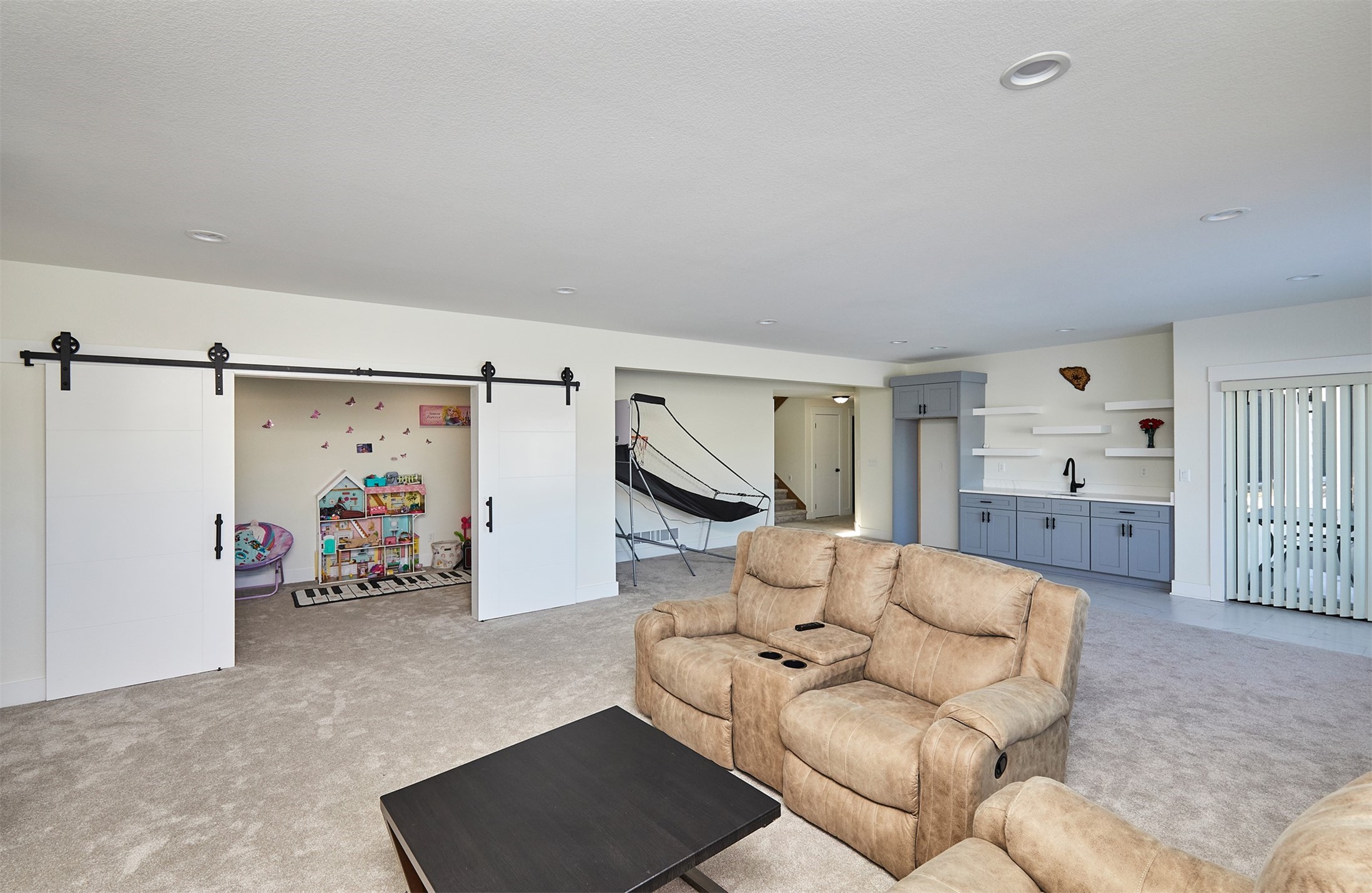 14407 Catalpa Drive