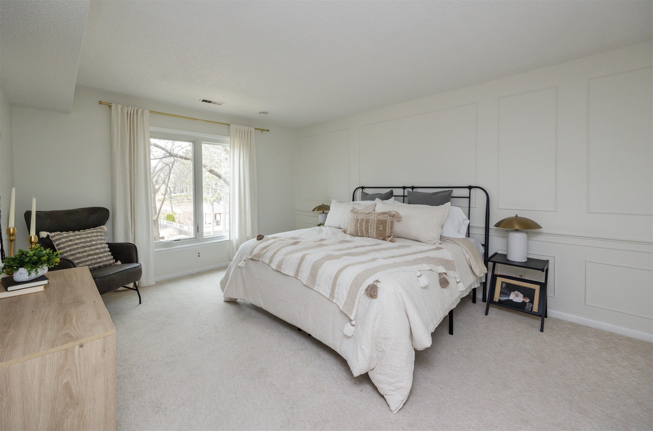 4323 Grand Avenue 321