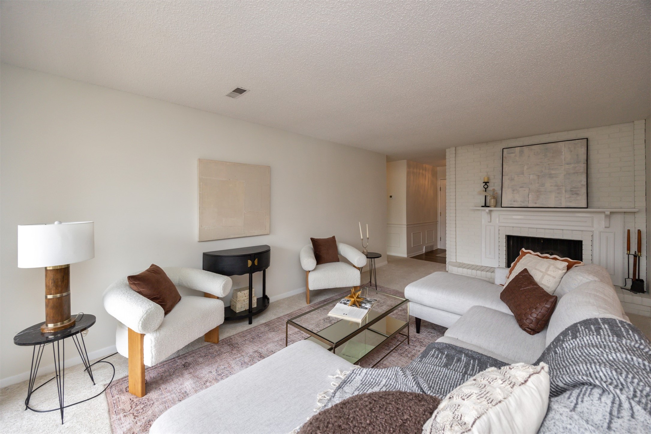 4323 Grand Avenue 321