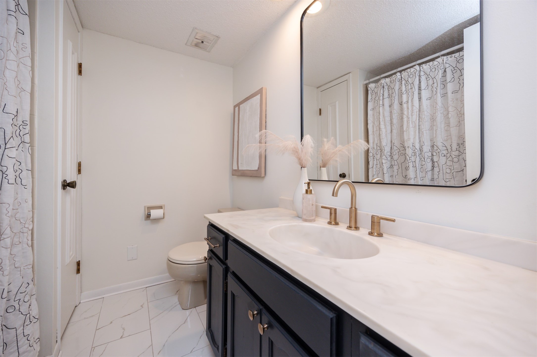 4323 Grand Avenue 321