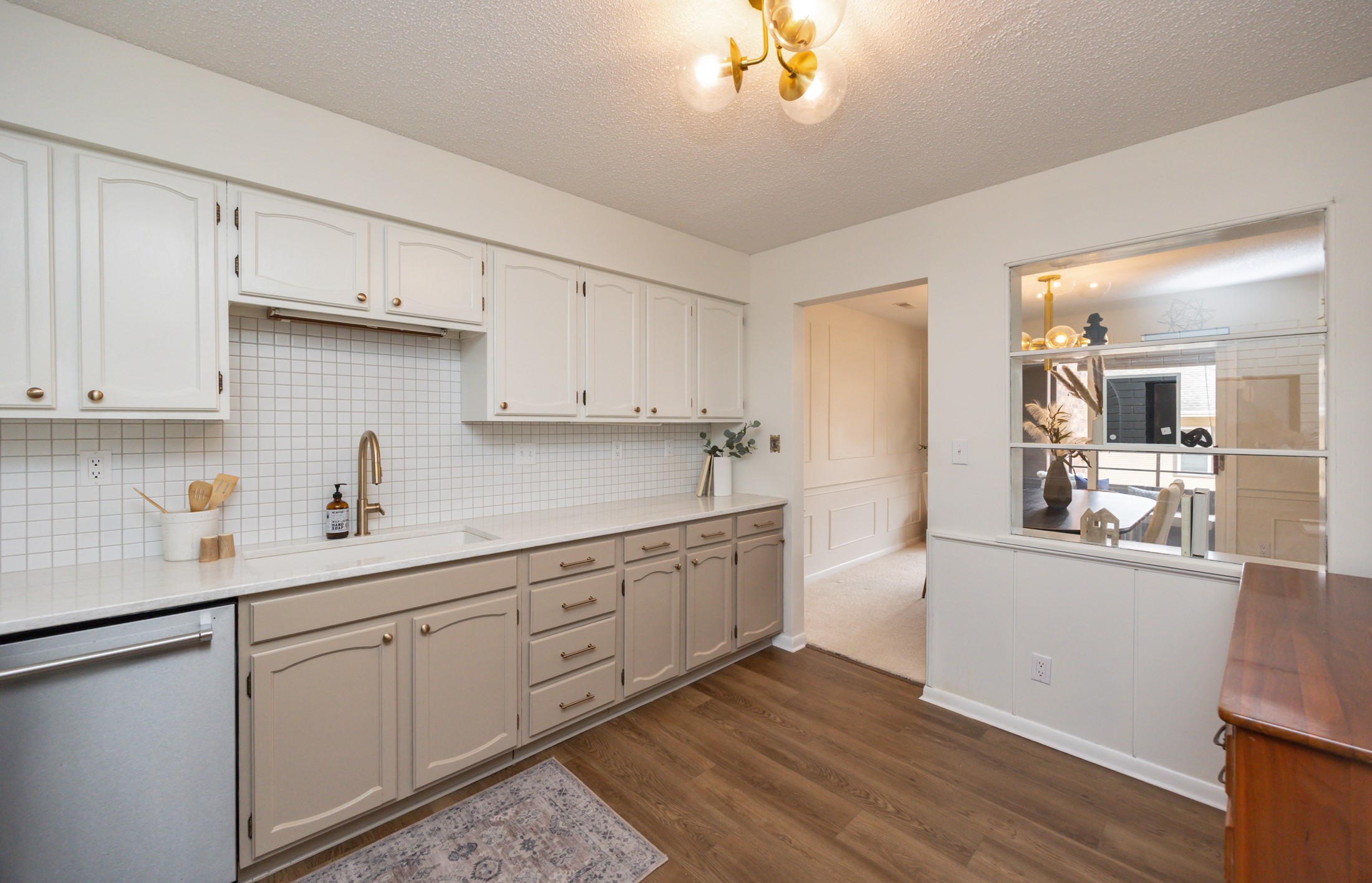 4323 Grand Avenue 321