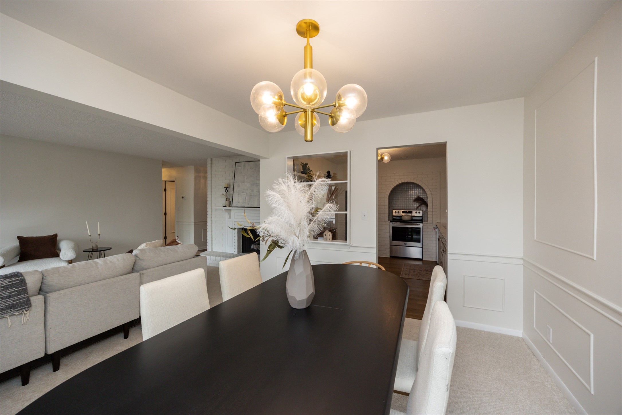 4323 Grand Avenue 321