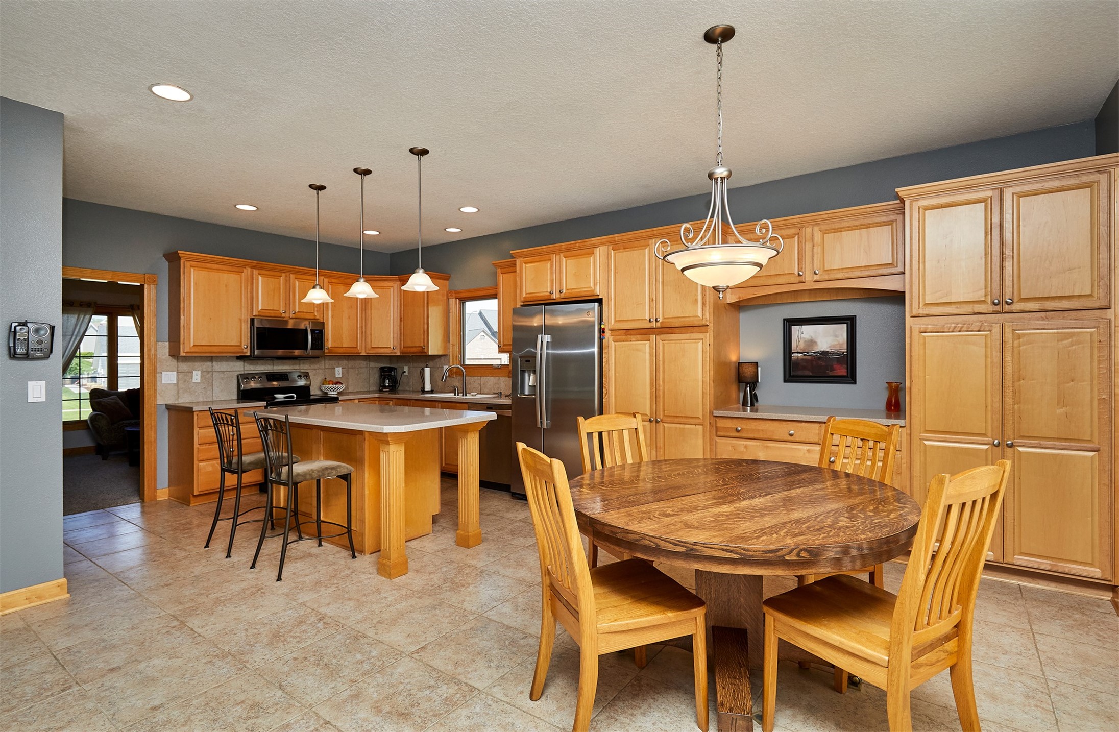 6709 Cheldon Court