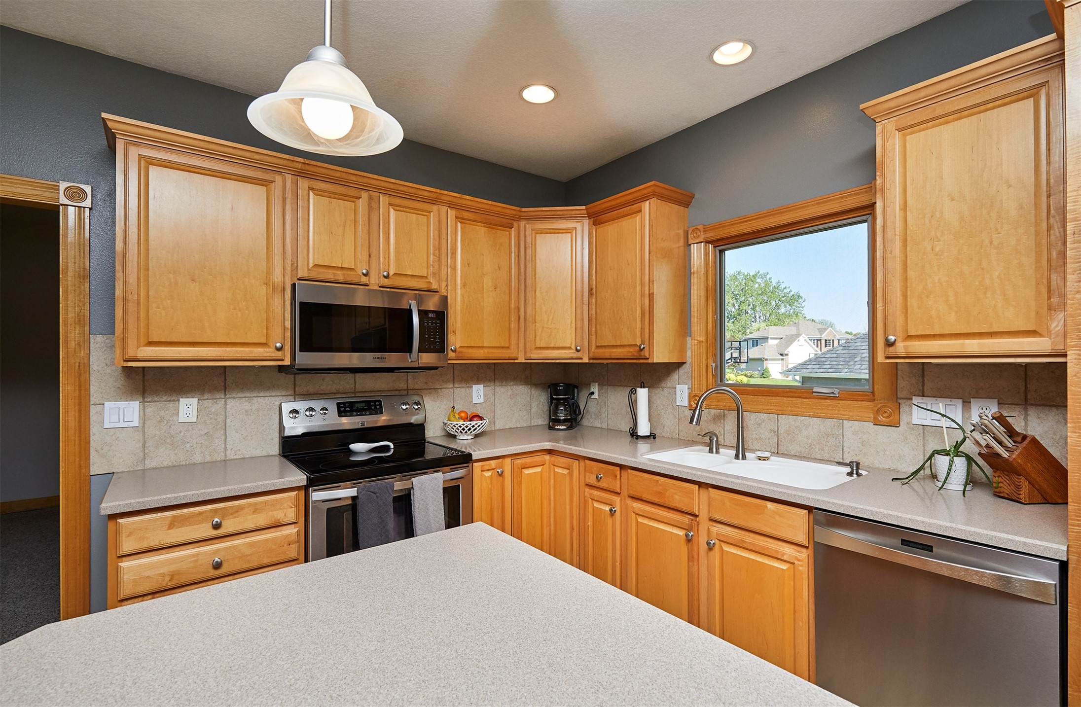 6709 Cheldon Court
