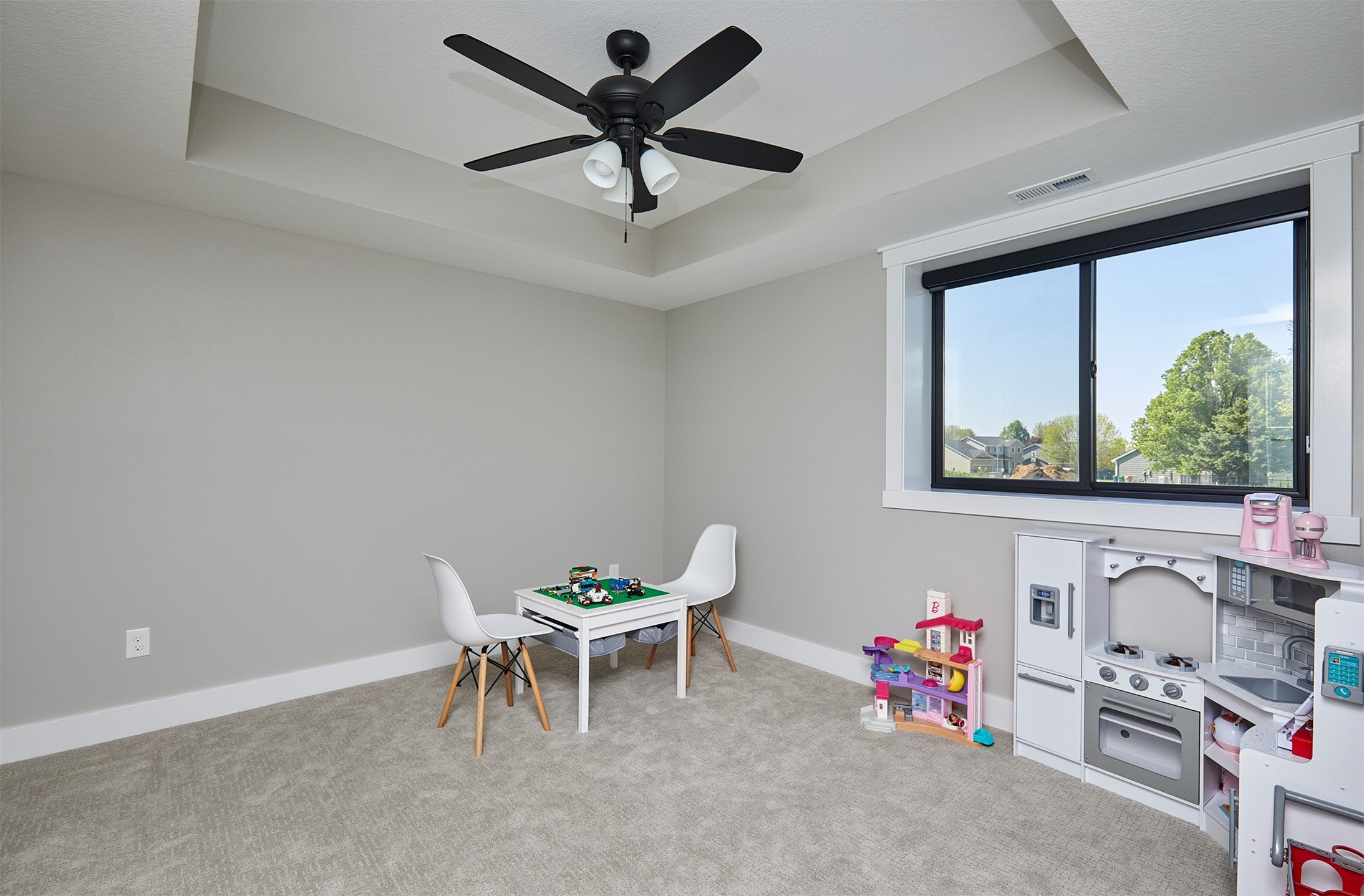 4748 Hillsdale Drive