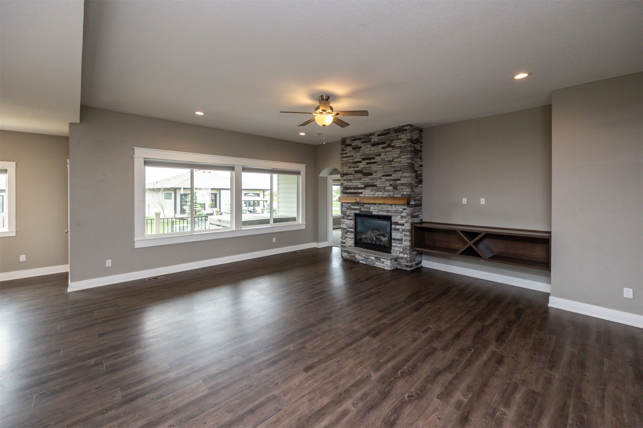 1412 NE Aspen Court