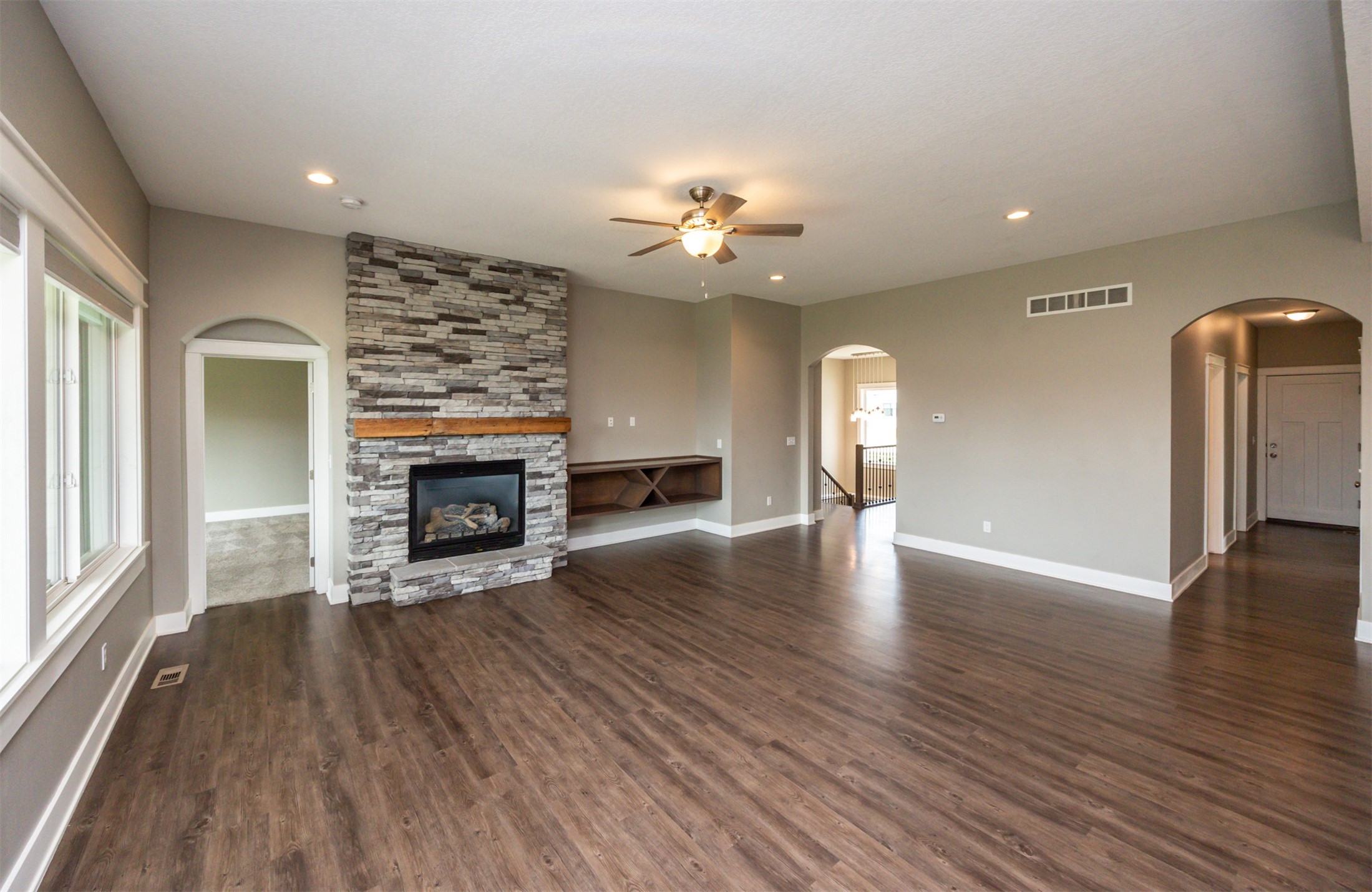 1412 NE Aspen Court