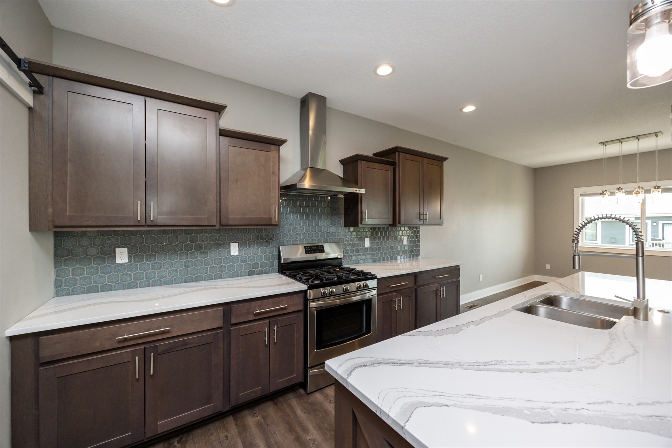 1412 NE Aspen Court