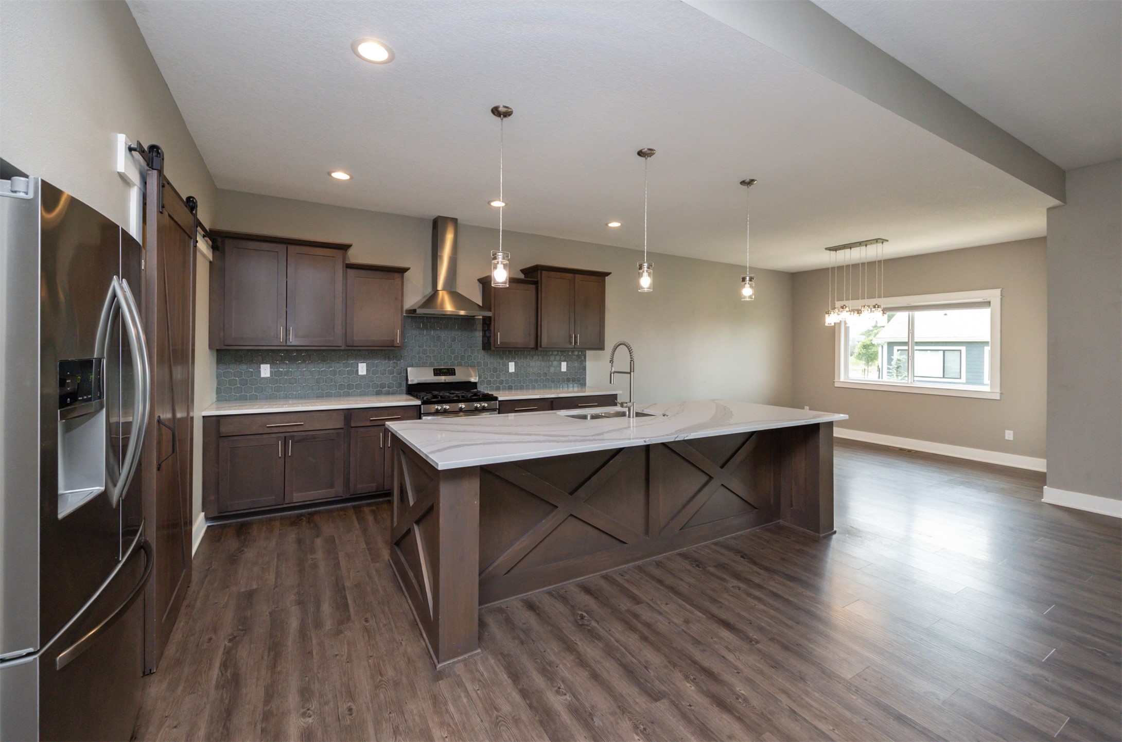 1412 NE Aspen Court