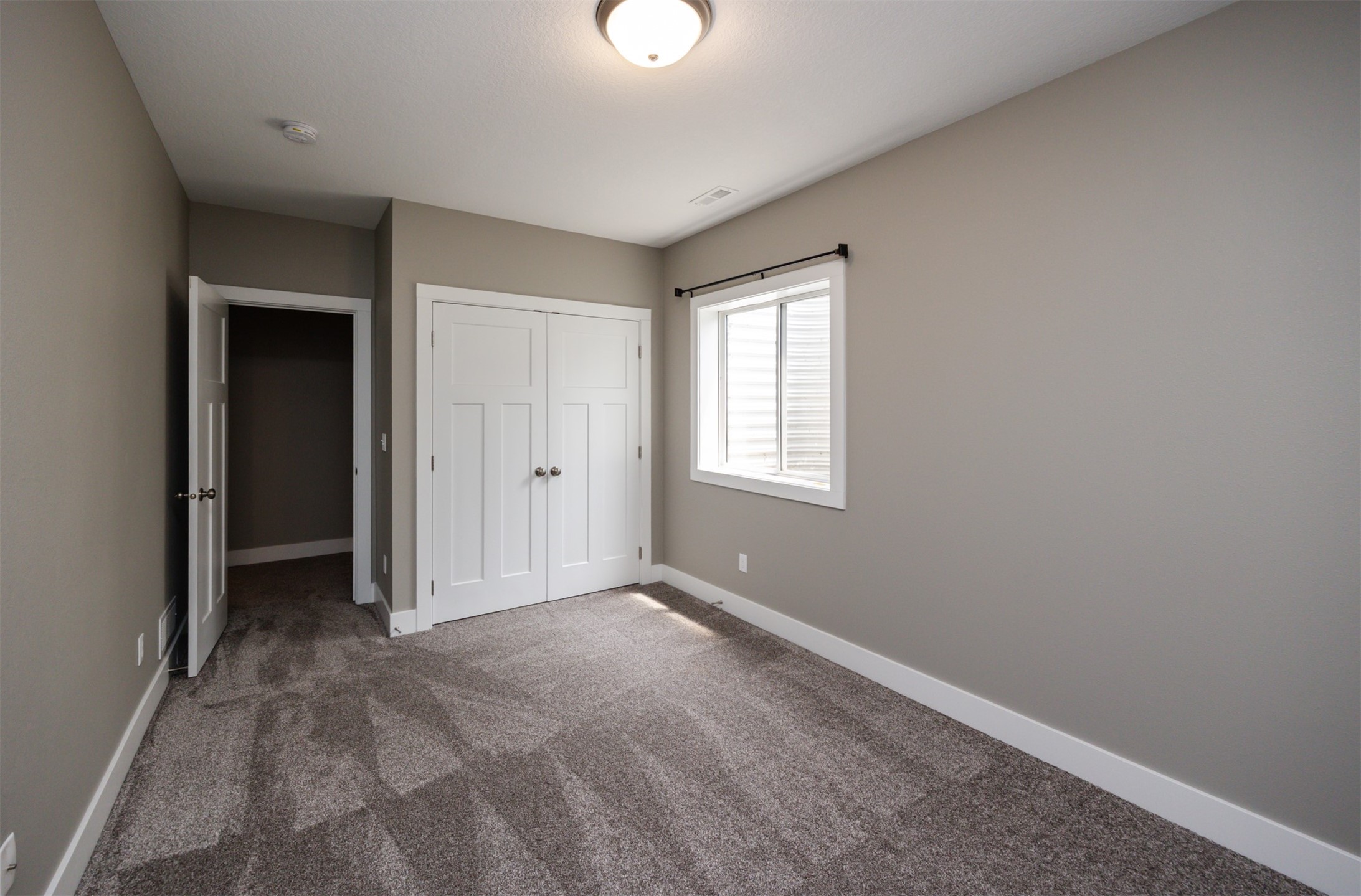 1412 NE Aspen Court