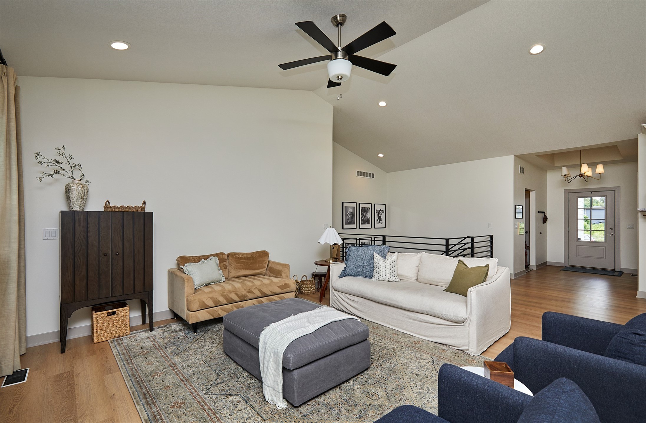 1405 NE Main Street