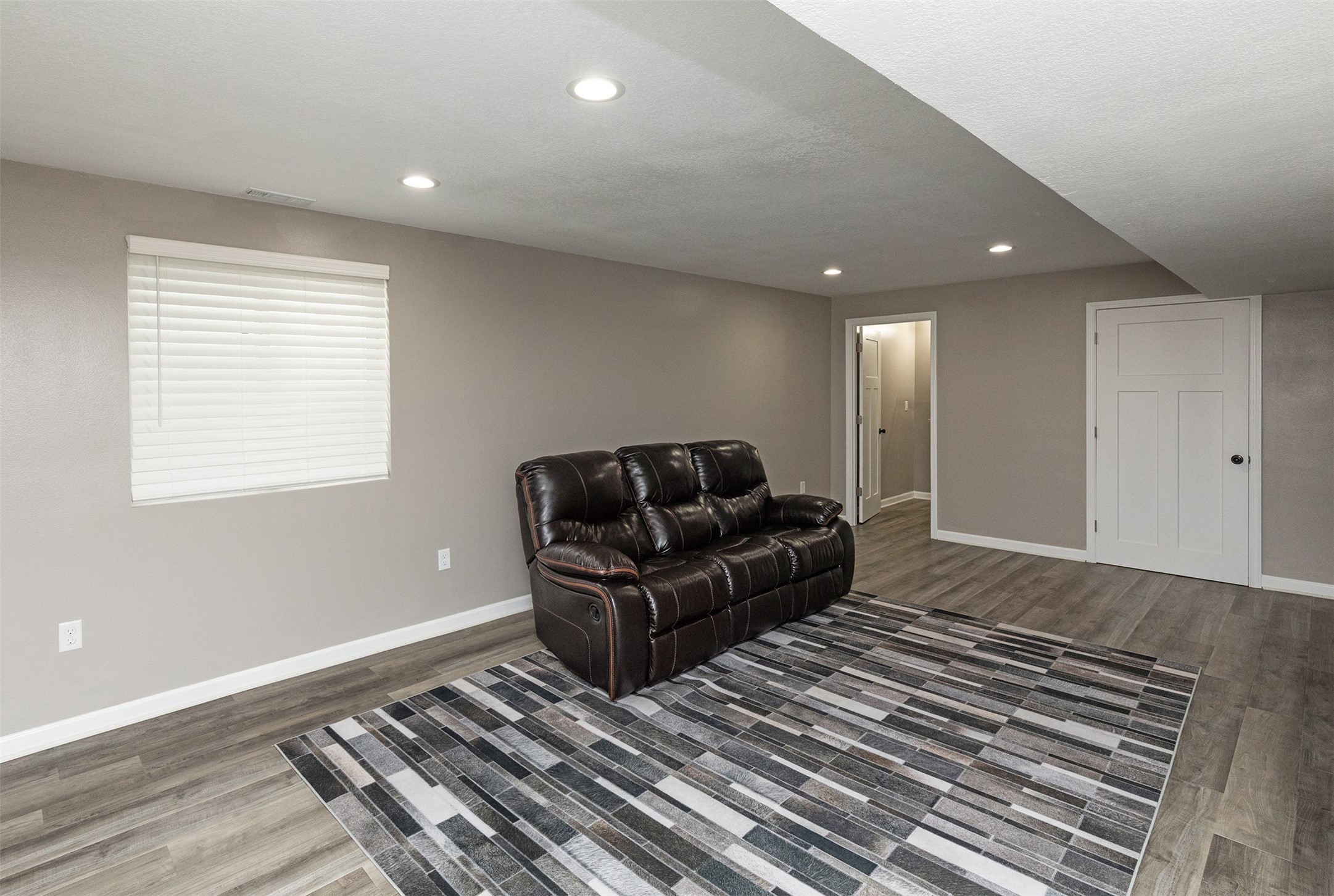 20 NE Badger Lane