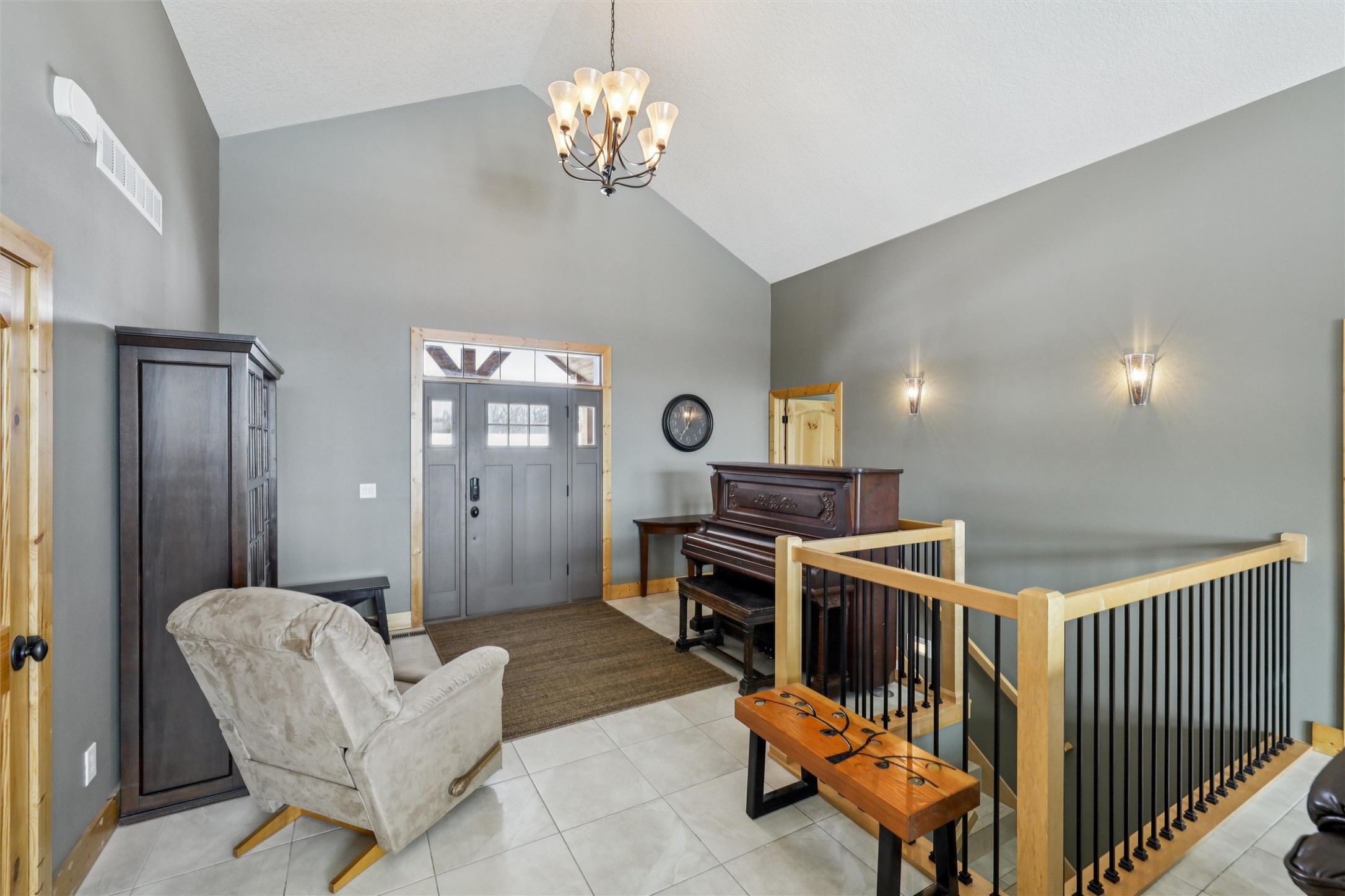 14589 NE White Oak Drive