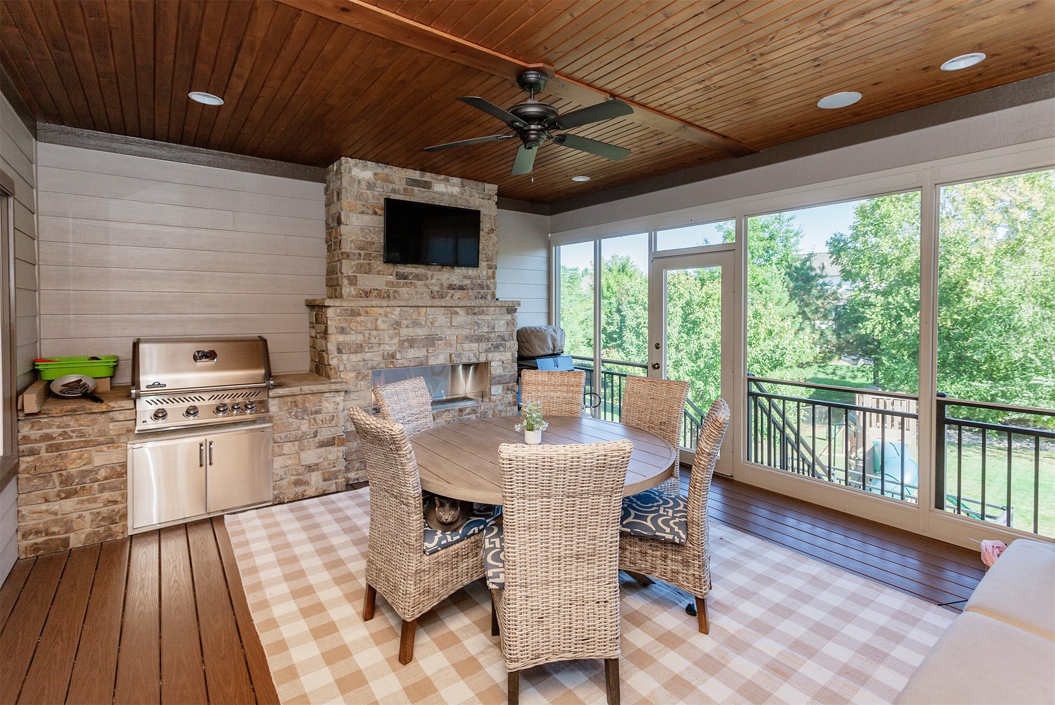 15501 Plum Drive