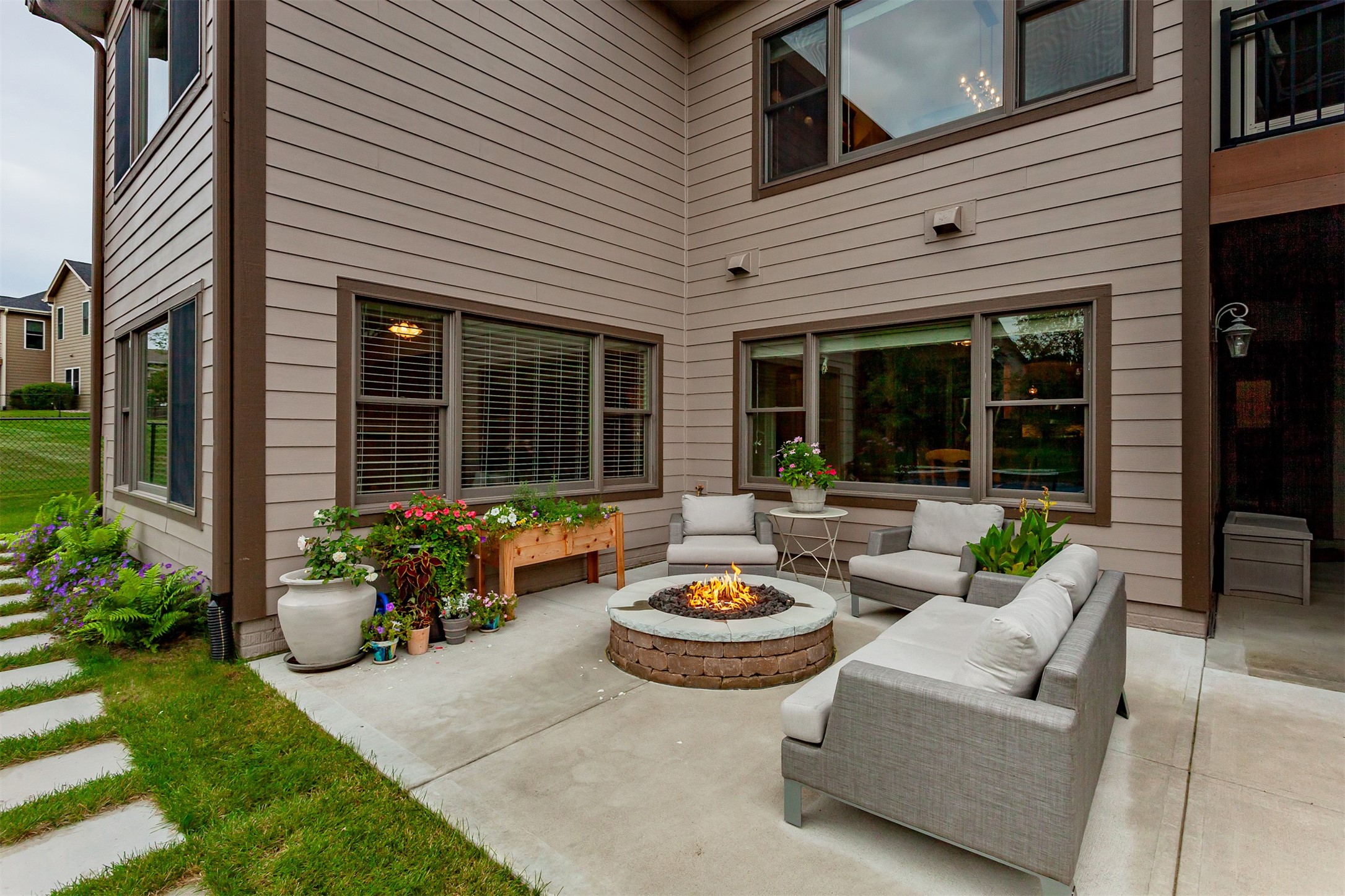 15501 Plum Drive