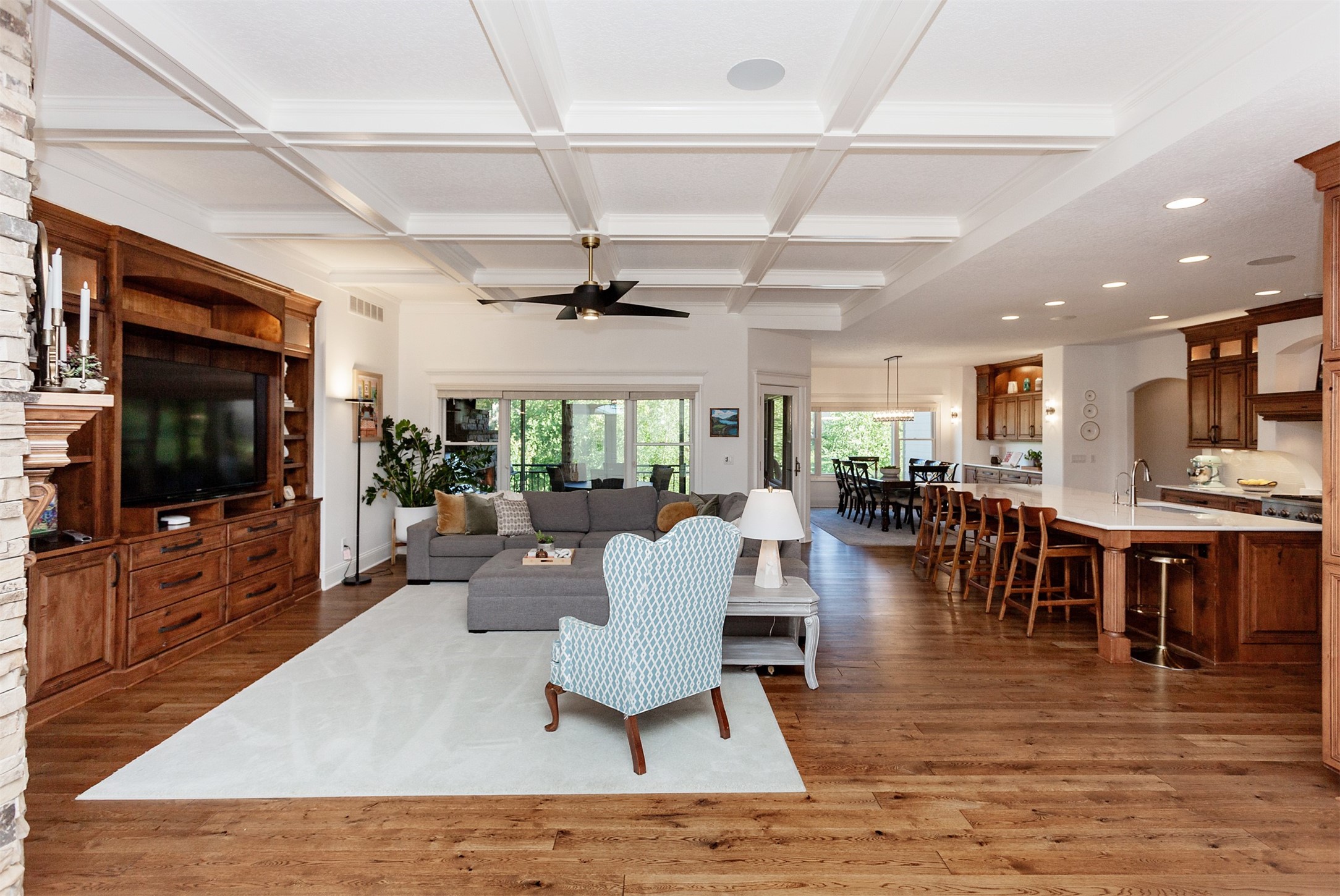 15501 Plum Drive