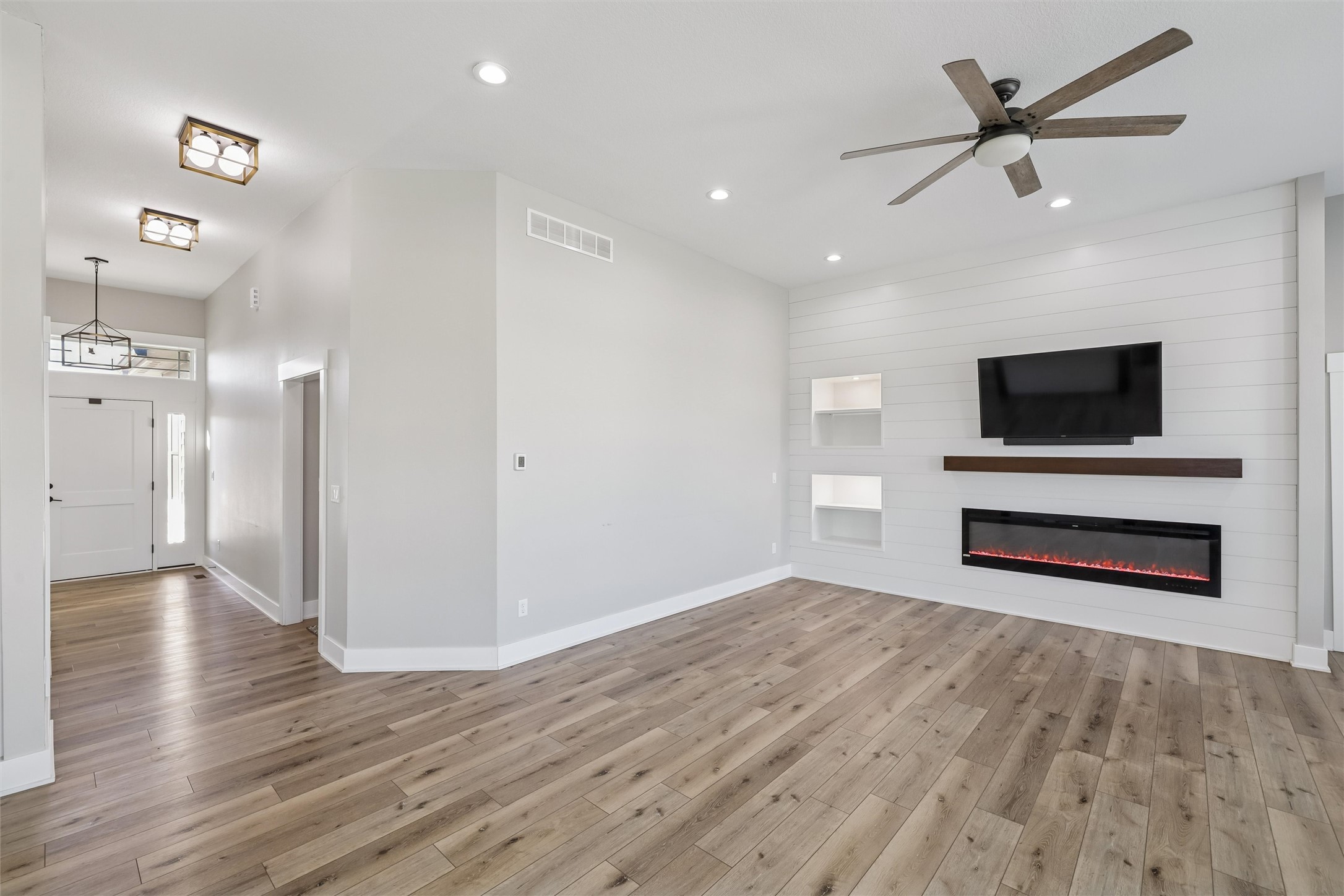 10169 Rhaenys Road