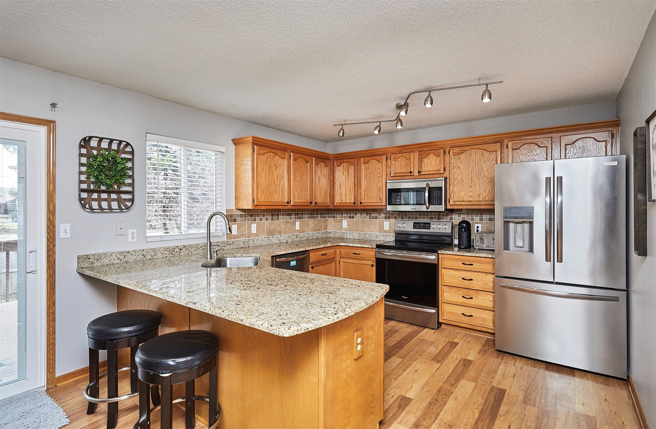 1018 S 50th Place