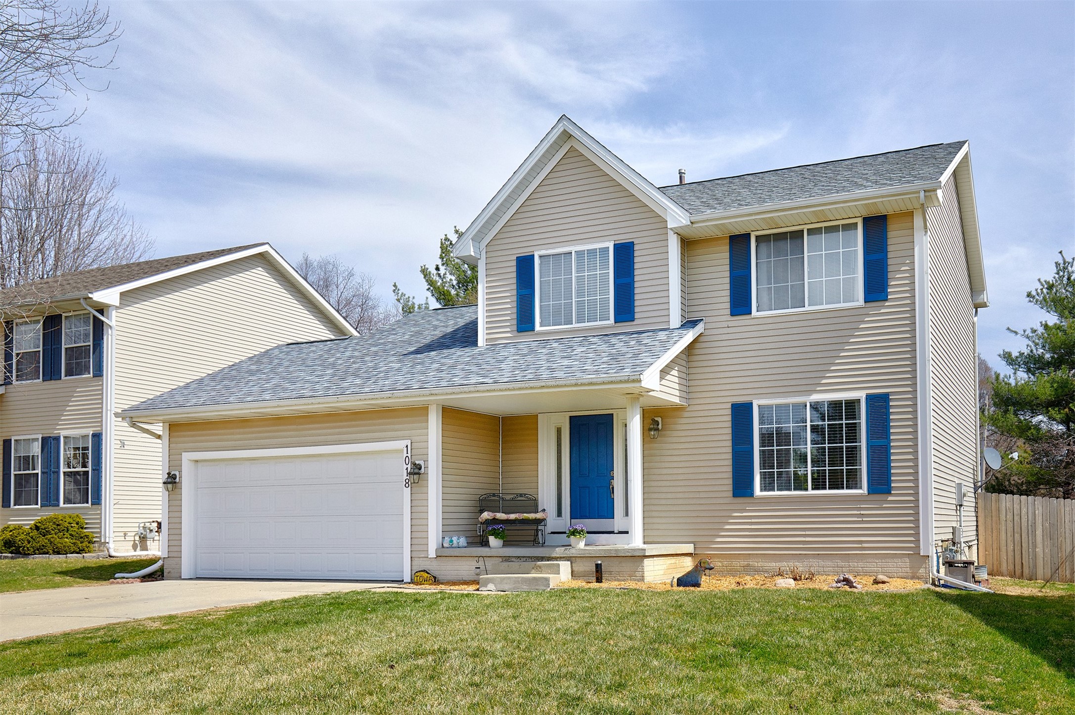 1018 S 50th Place
