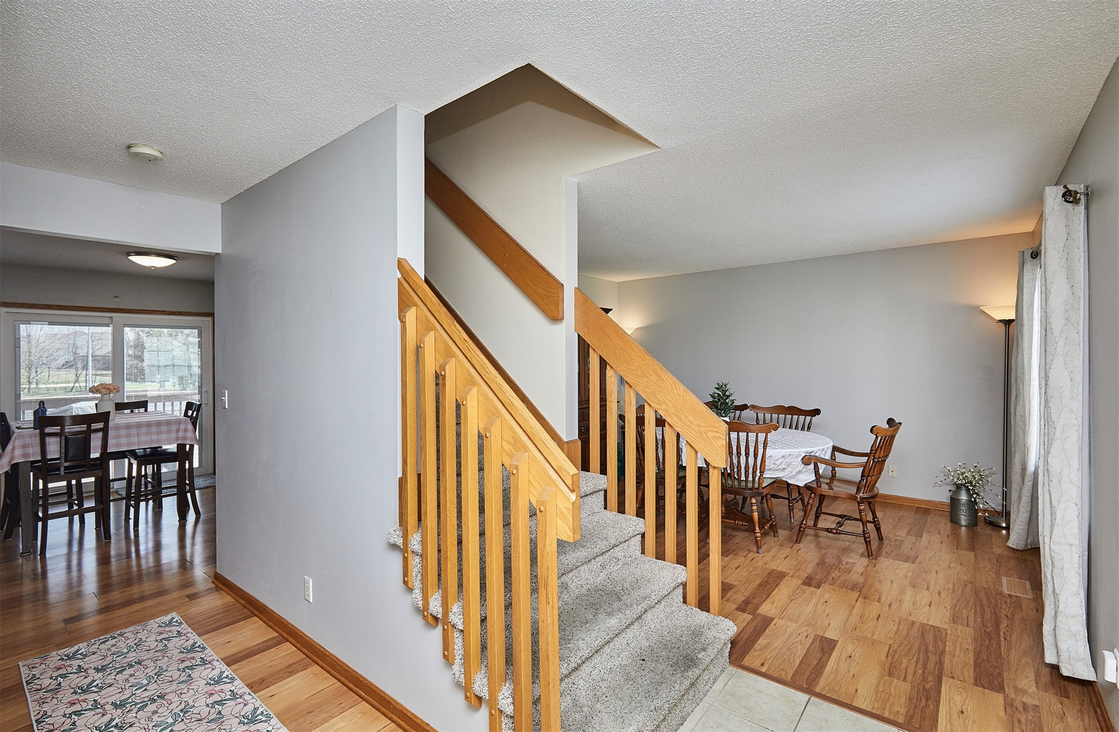 1018 S 50th Place