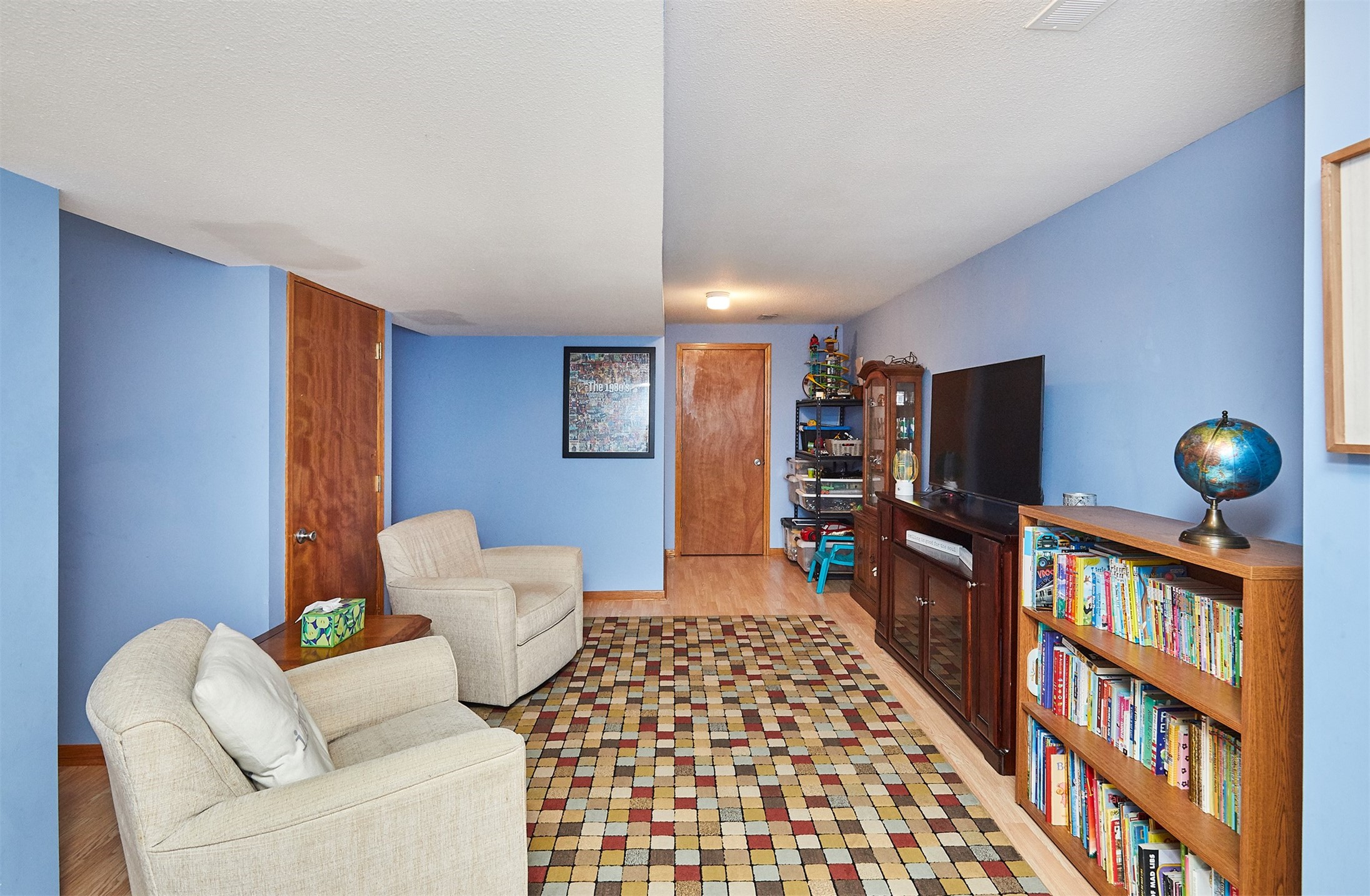1018 S 50th Place