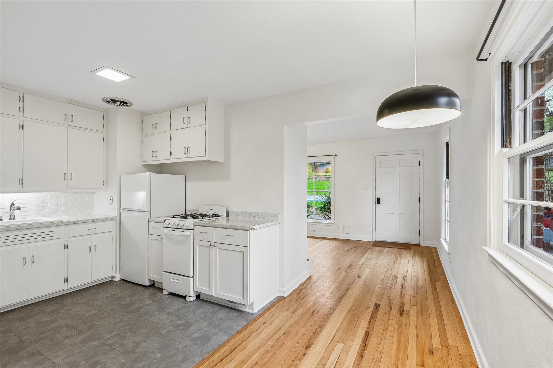 576 & 578 SW 42nd Street