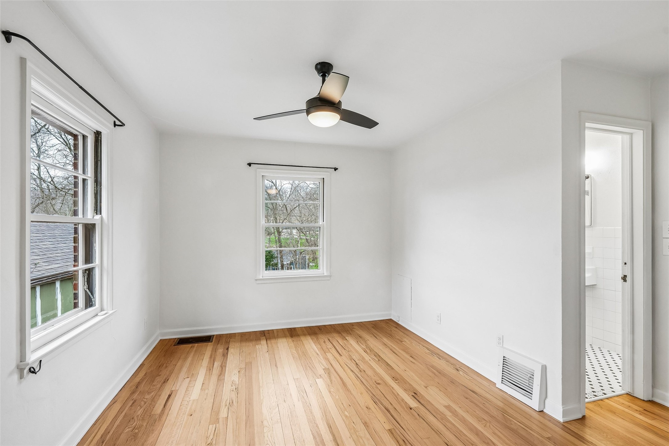 576 & 578 SW 42nd Street