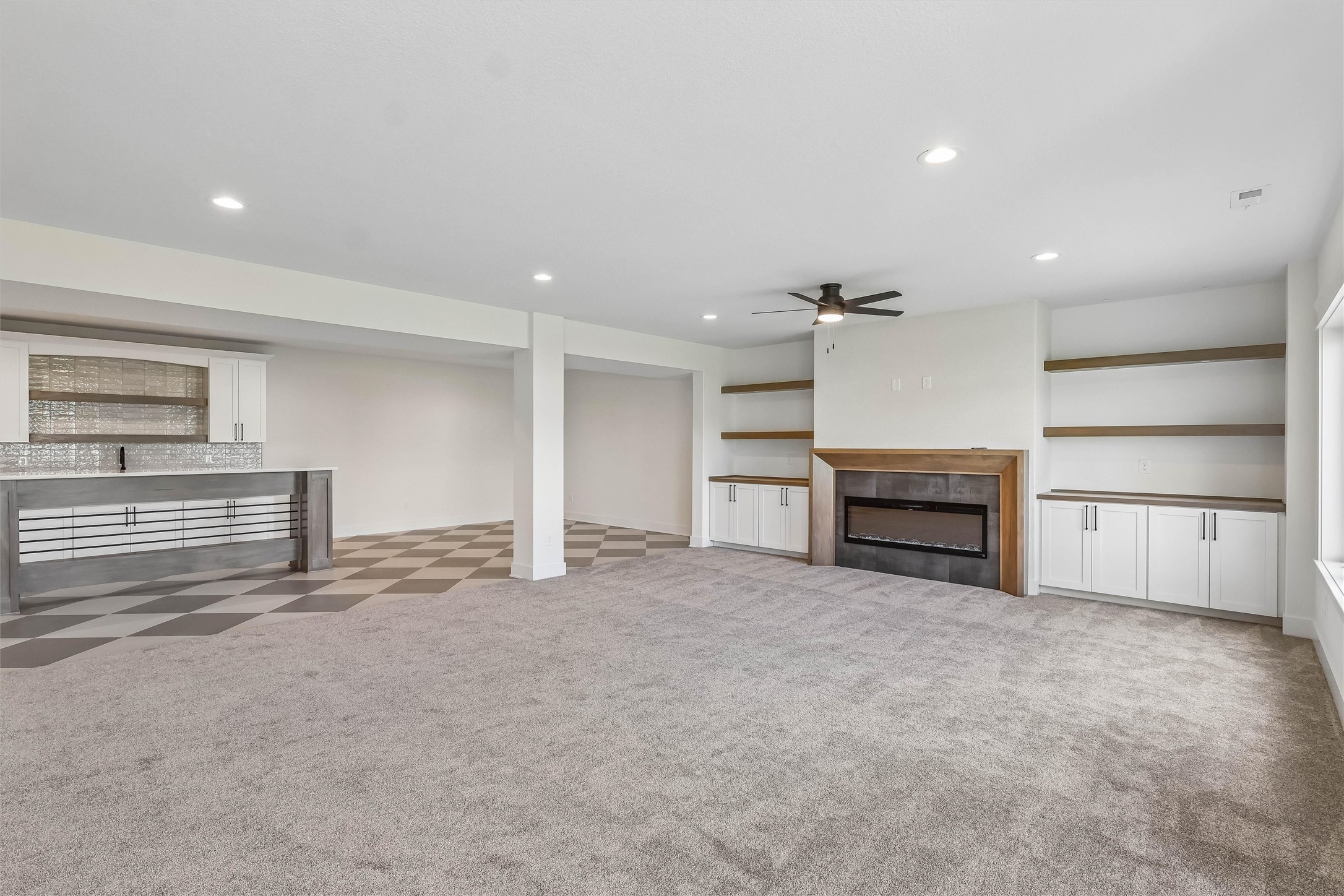 17527 North Valley Drive