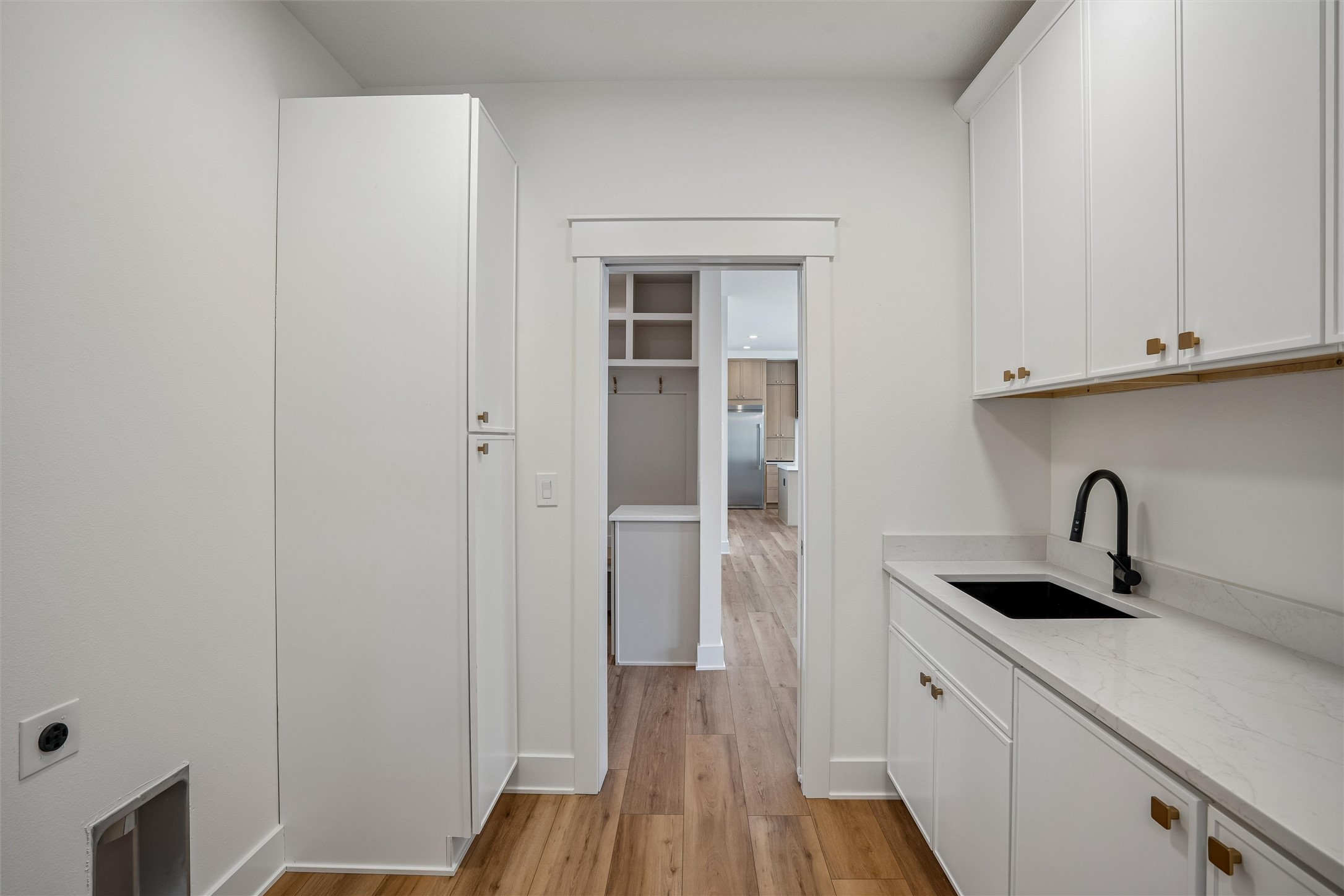 18190 Hidden Knoll