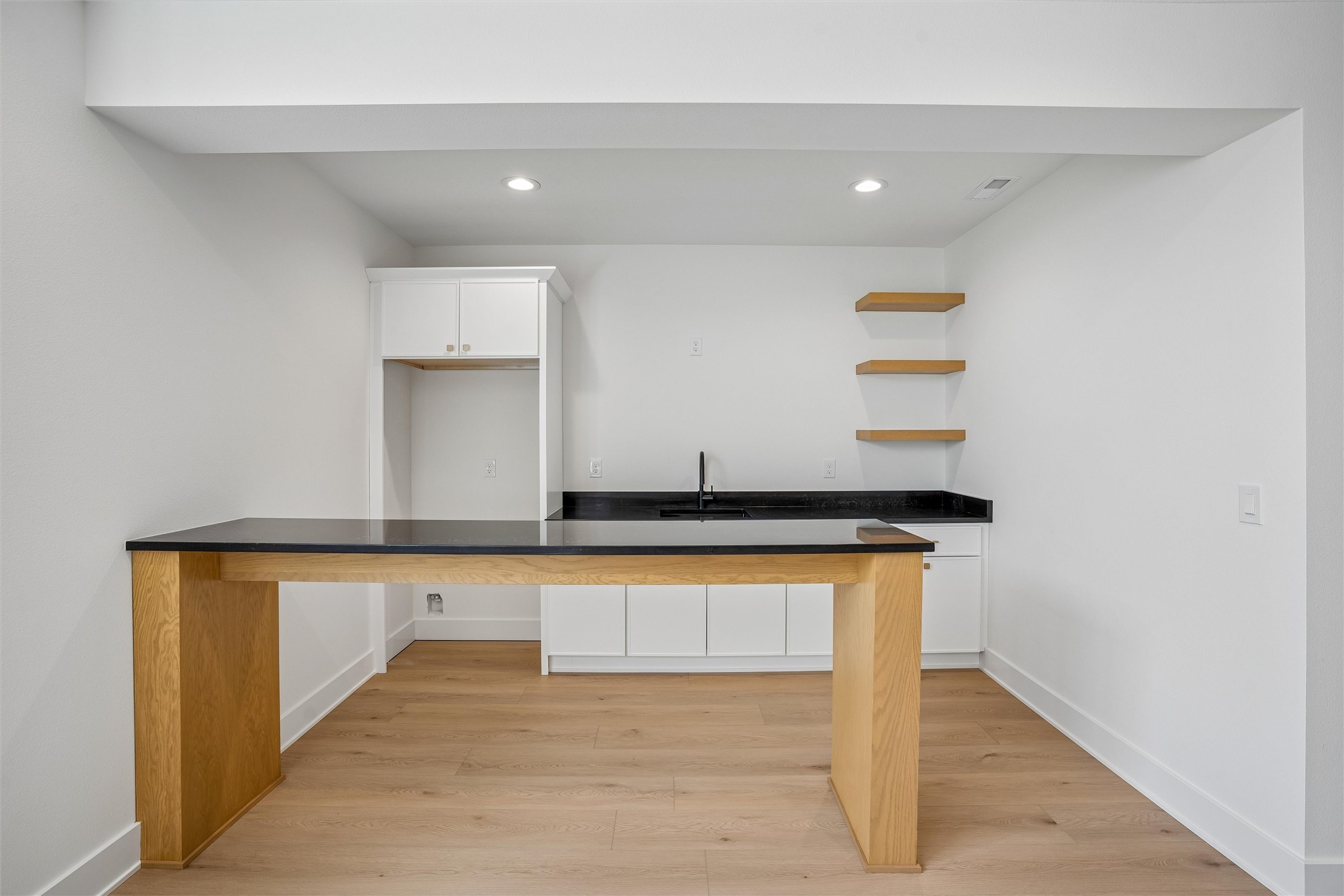 18190 Hidden Knoll