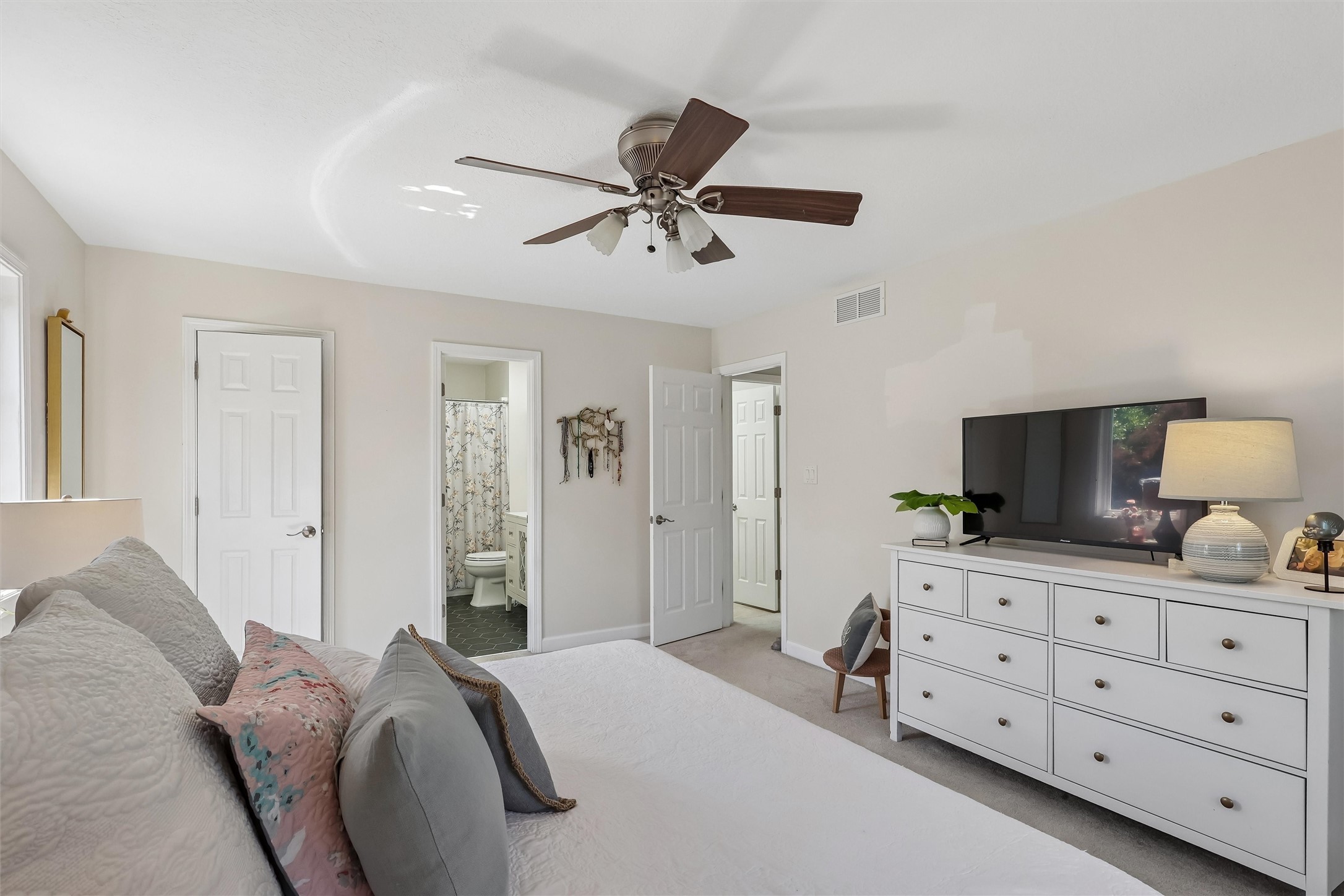 5508 Boulder Drive