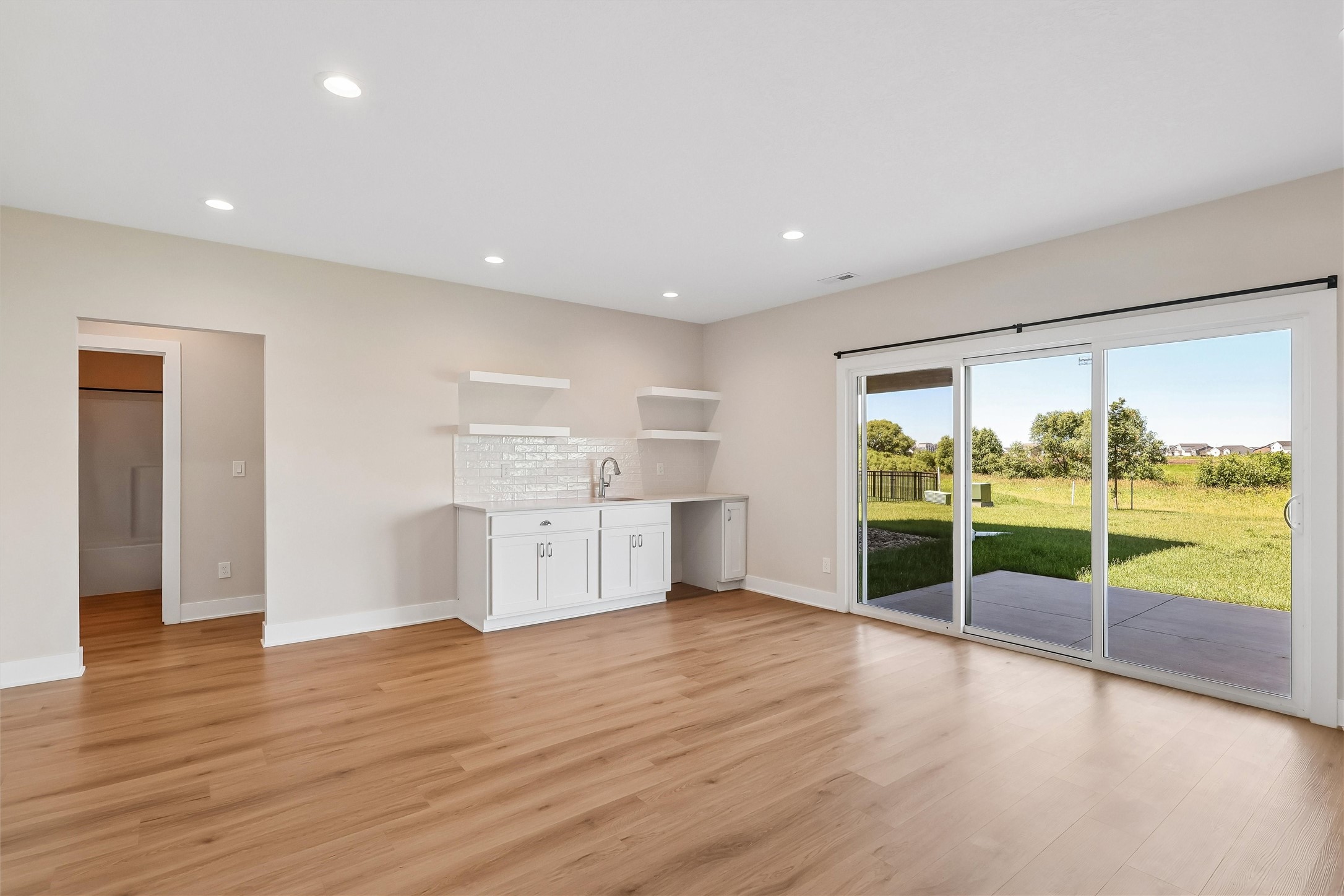460 NW Gracewood Drive