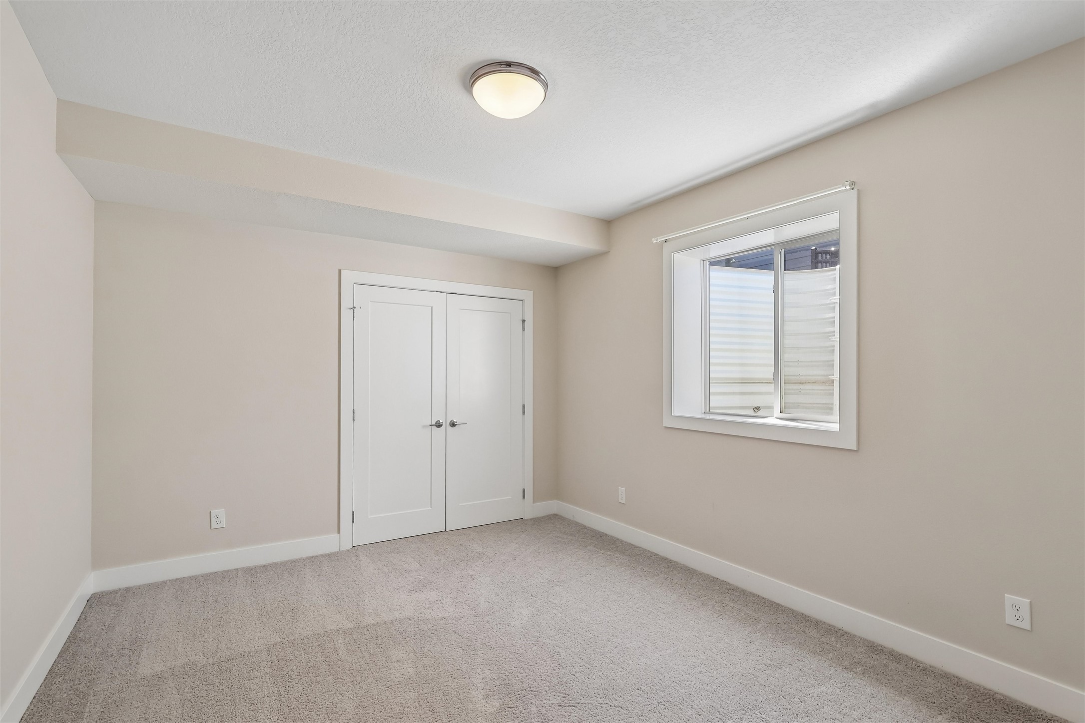 460 NW Gracewood Drive